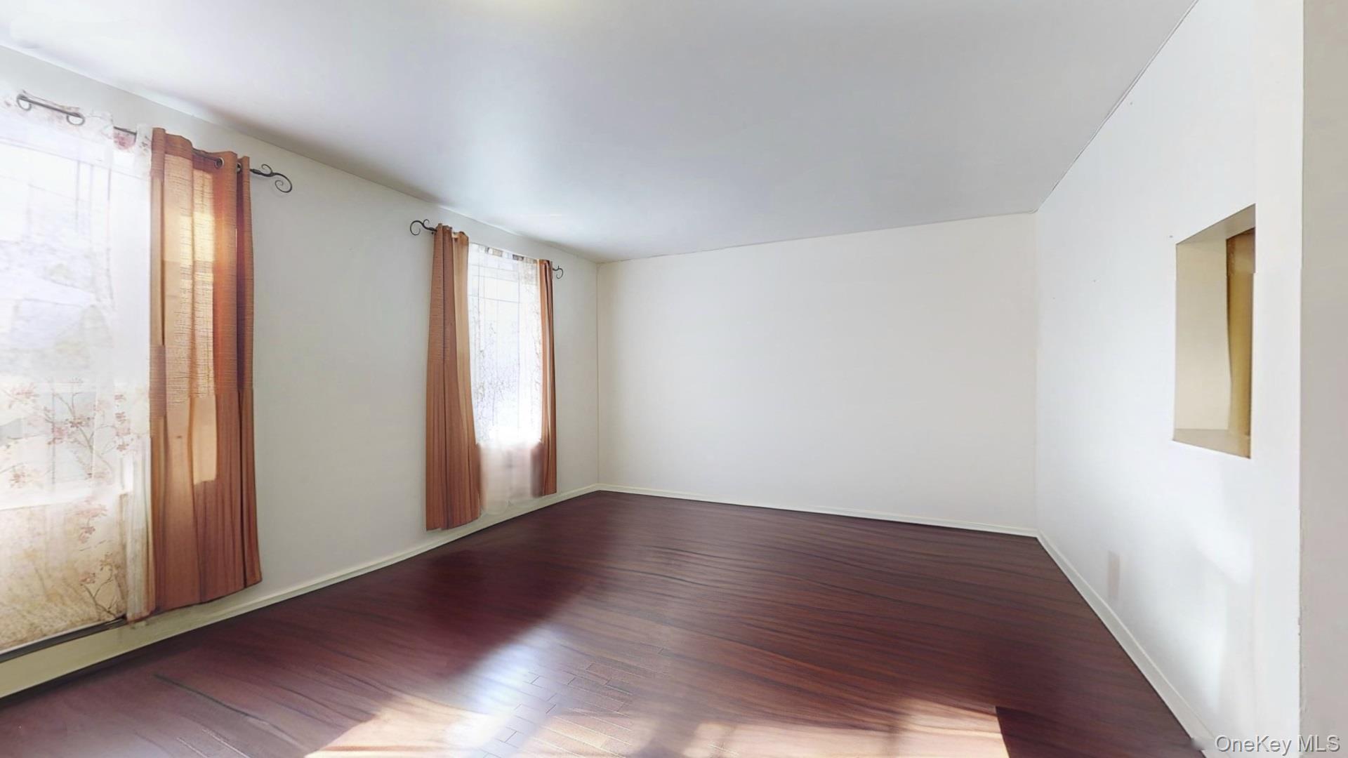 #3 photo, 1280 Hoe Avenue, Bronx , NY 10459