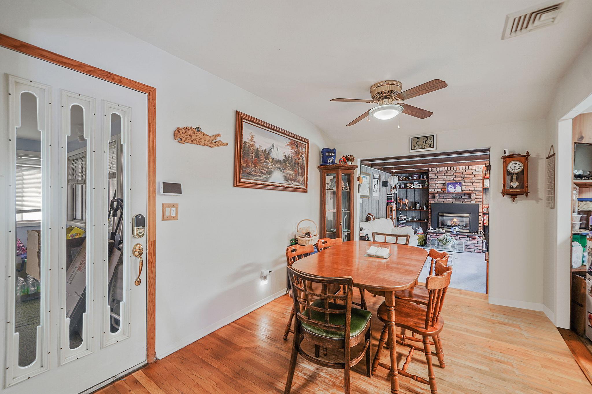 #13 photo, 43 Bowdoin Road, 東長島 Centereach , NY 11720