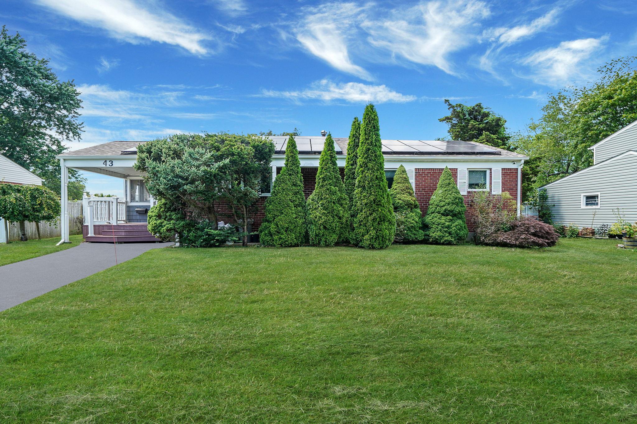 #2 photo, 43 Bowdoin Road, 東長島 Centereach , NY 11720