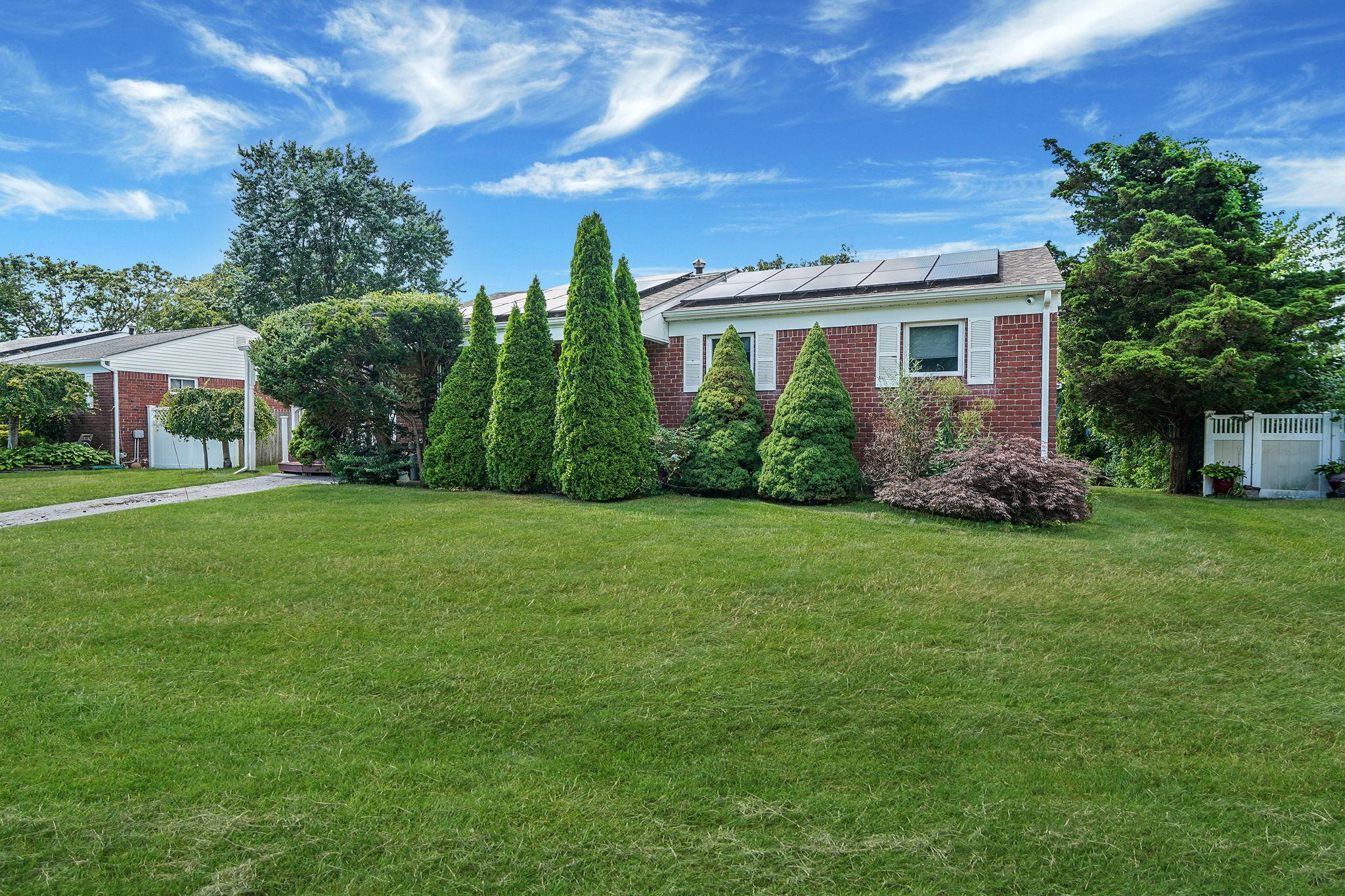 #3 photo, 43 Bowdoin Road, 東長島 Centereach , NY 11720