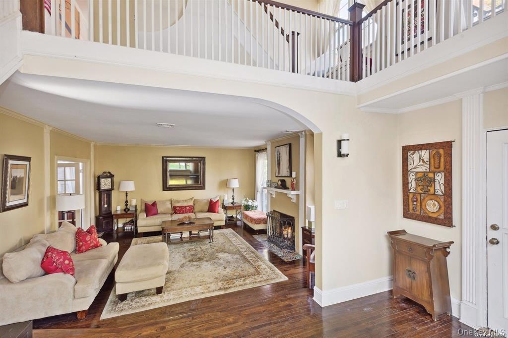 #6 photo, 56 Floral Parkway, ナッソー郡 Floral Park , NY 11001