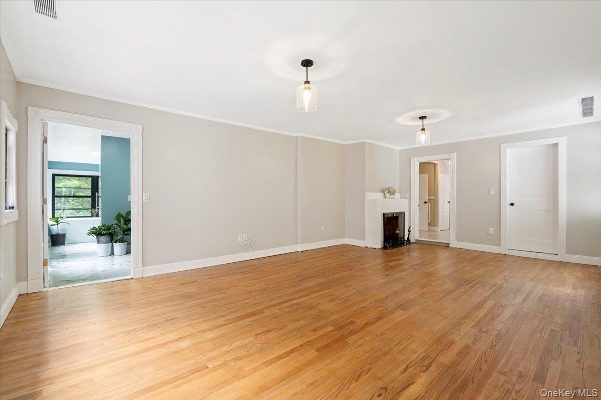 #16 photo, 1101 Jericho Oyster Bay Road, 長島 Muttontown , NY 11732