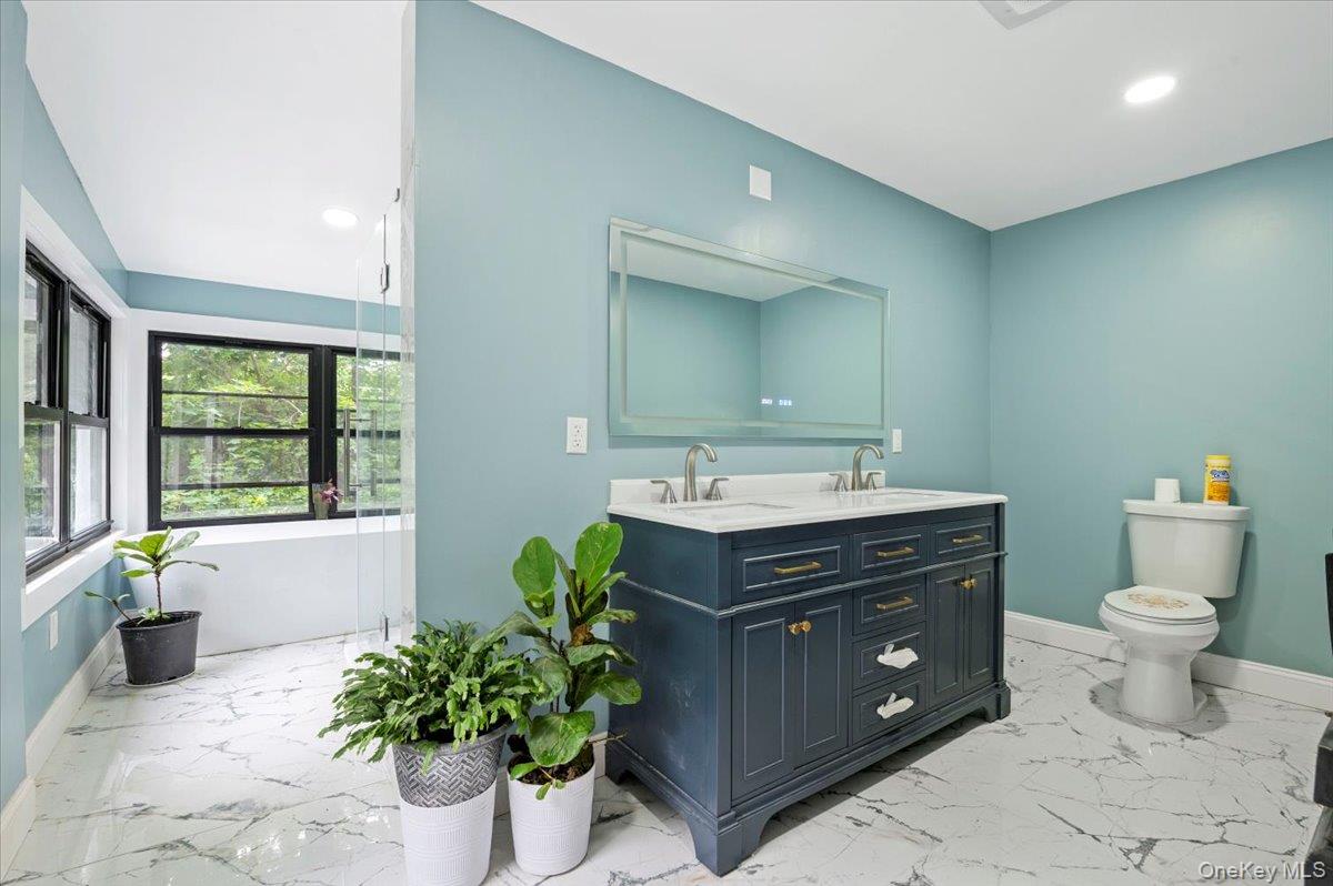 #18 photo, 1101 Jericho Oyster Bay Road, 長島 Muttontown , NY 11732