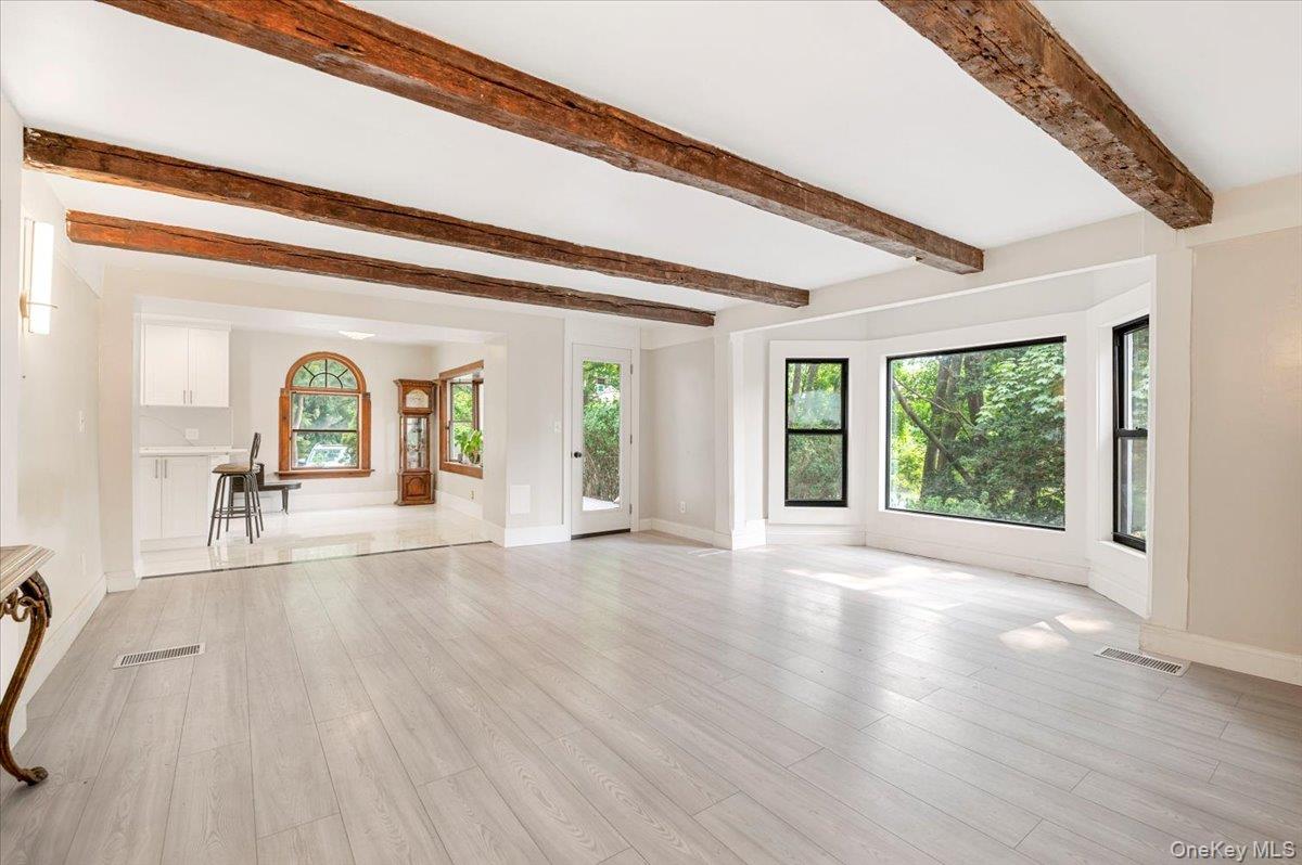 #2 photo, 1101 Jericho Oyster Bay Road, 長島 Muttontown , NY 11732