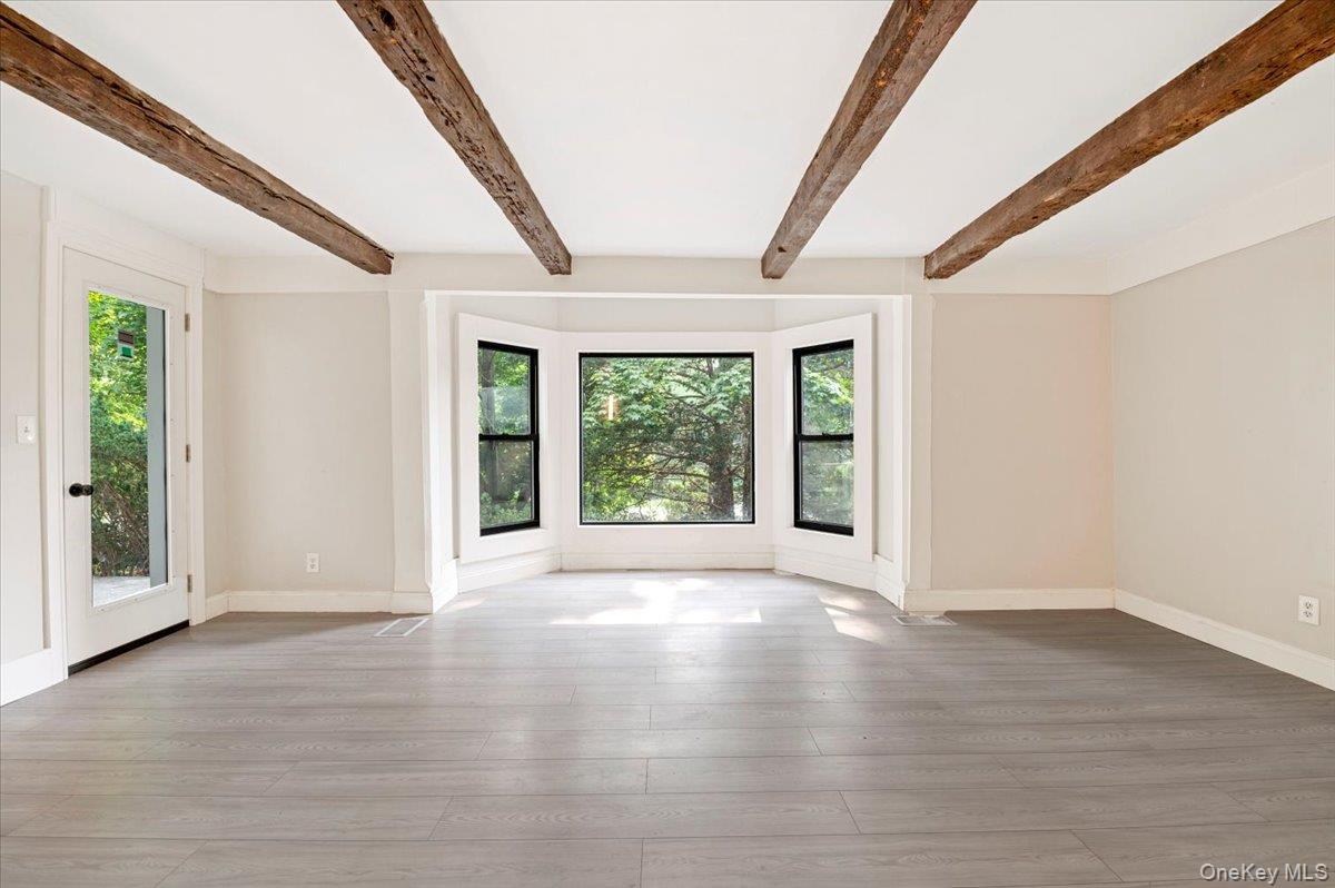 #7 photo, 1101 Jericho Oyster Bay Road, 長島 Muttontown , NY 11732