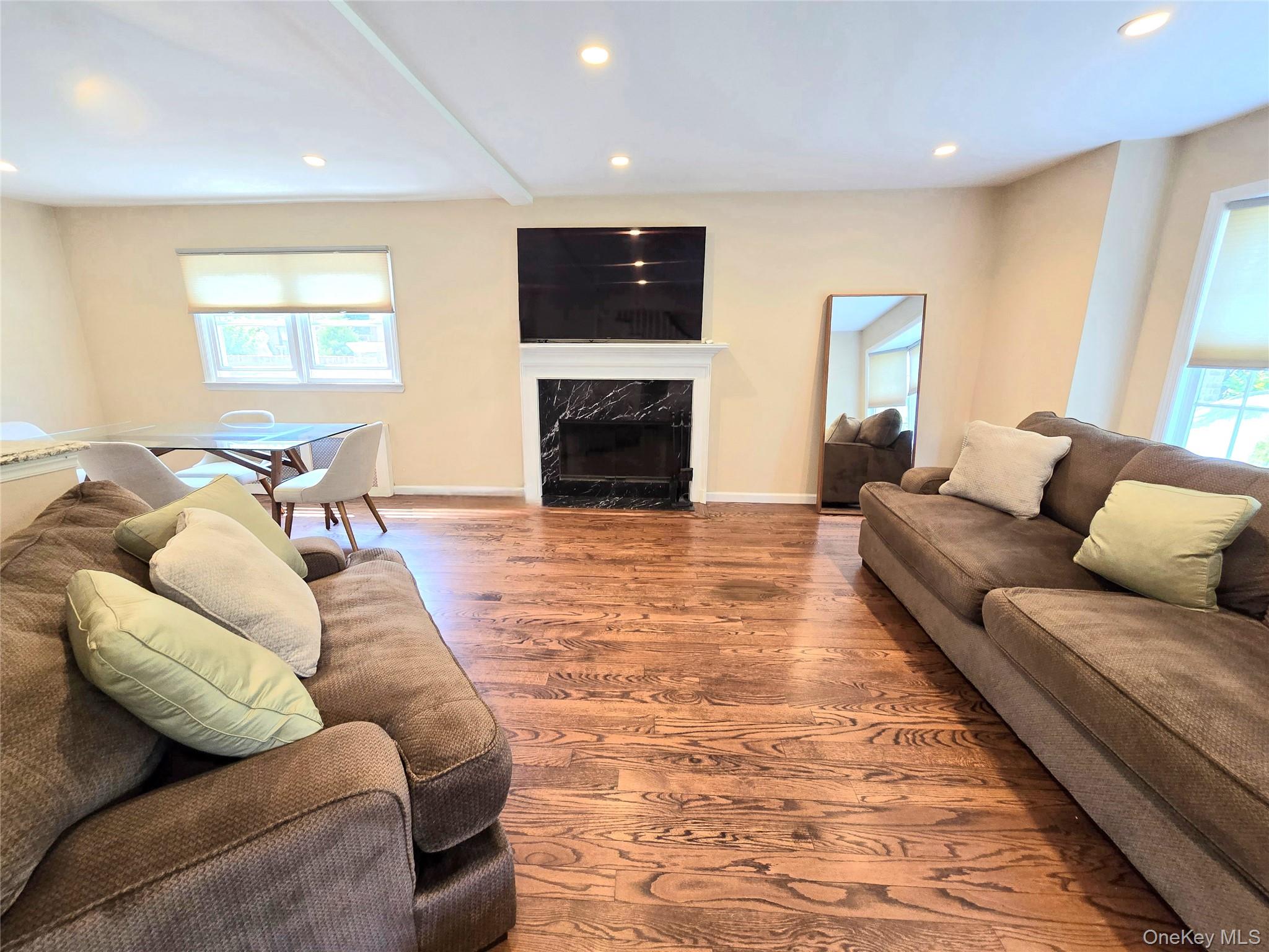 #3 photo, 15741 87th Street, 皇后区 霍华德滩 Howard Beach , NY 11414