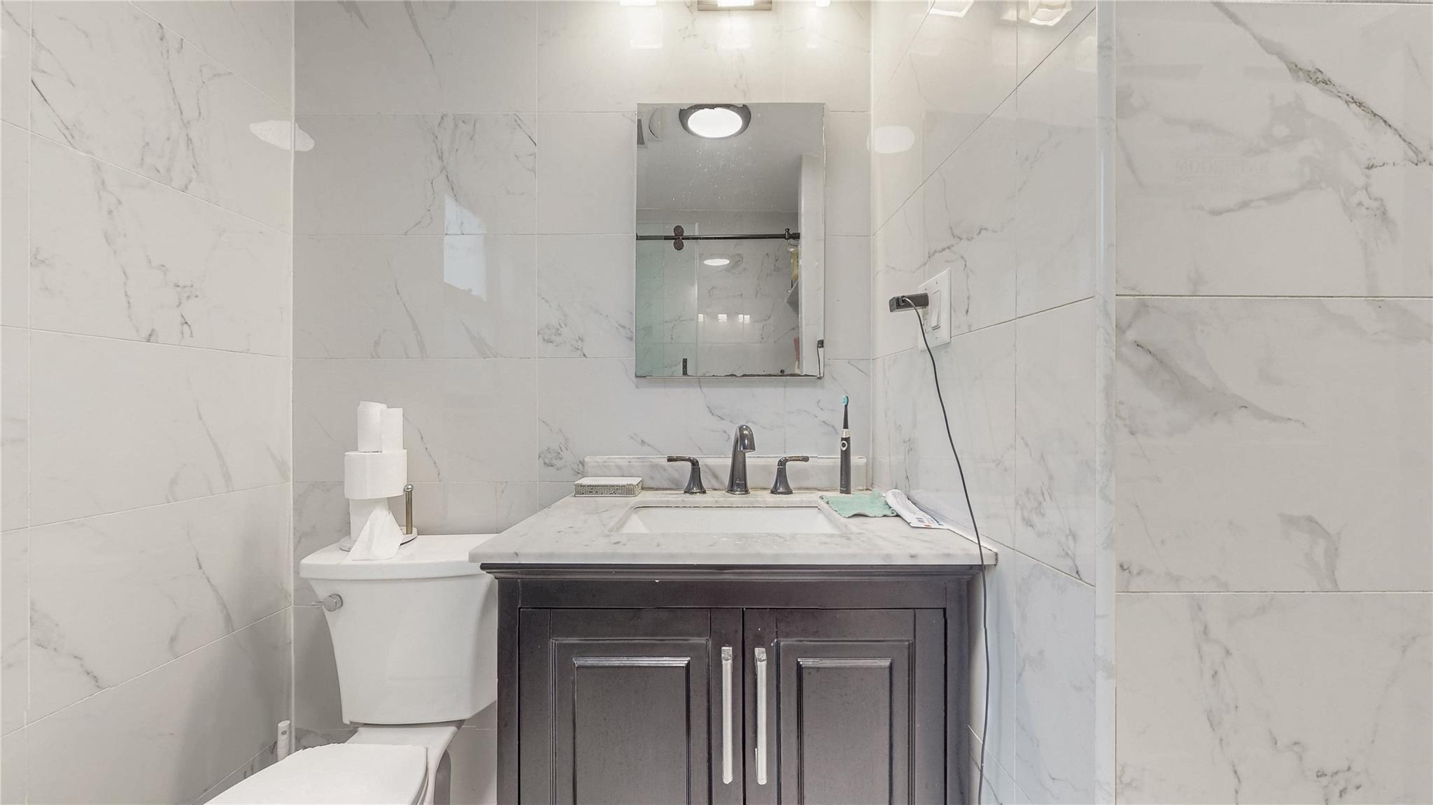 #10 photo, 8684 188th Street, クイーンズ区 Jamaica Estates , NY 11423