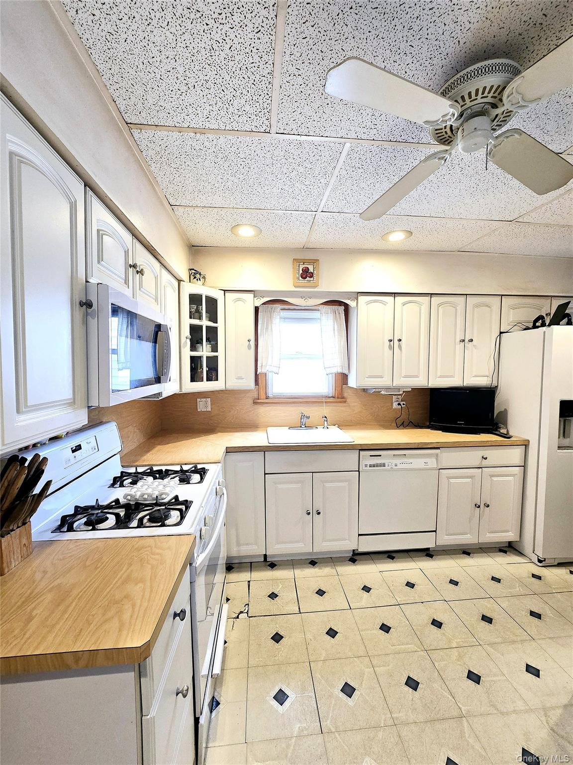 #2 photo, 8509 Sutter Avenue, クイーンズ区 Ozone Park , NY 11417