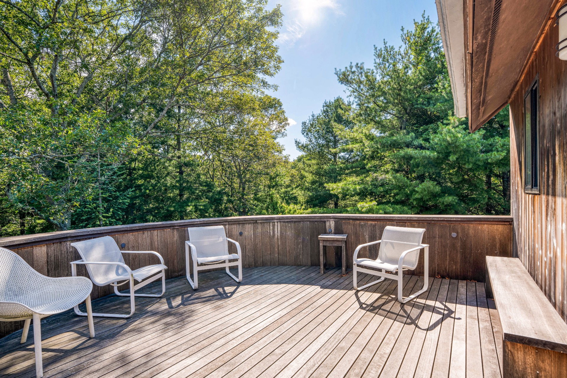 #13 photo, 187 Middle Highway, サフォーク郡 East Hampton , NY 11937