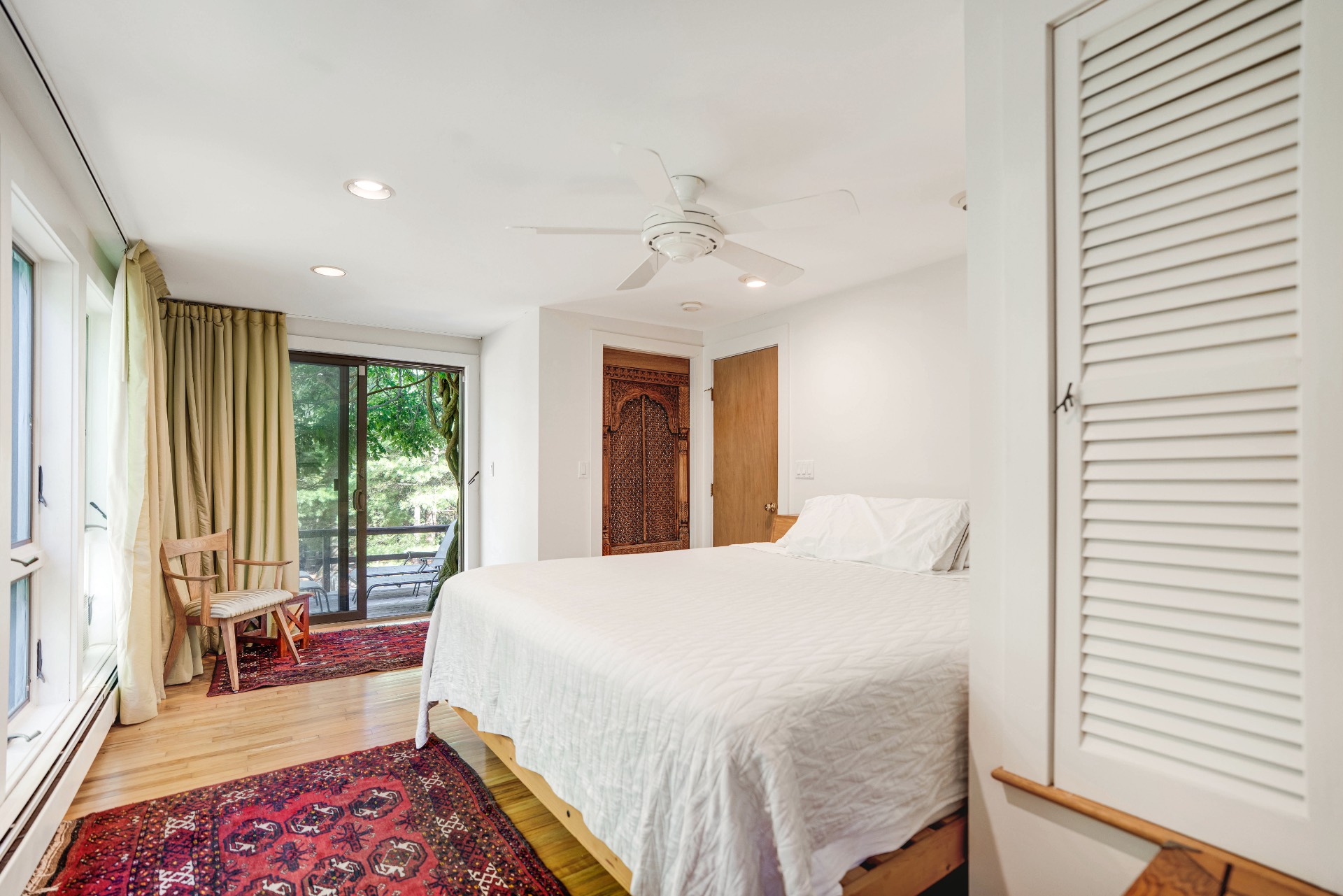 #22 photo, 187 Middle Highway, サフォーク郡 East Hampton , NY 11937