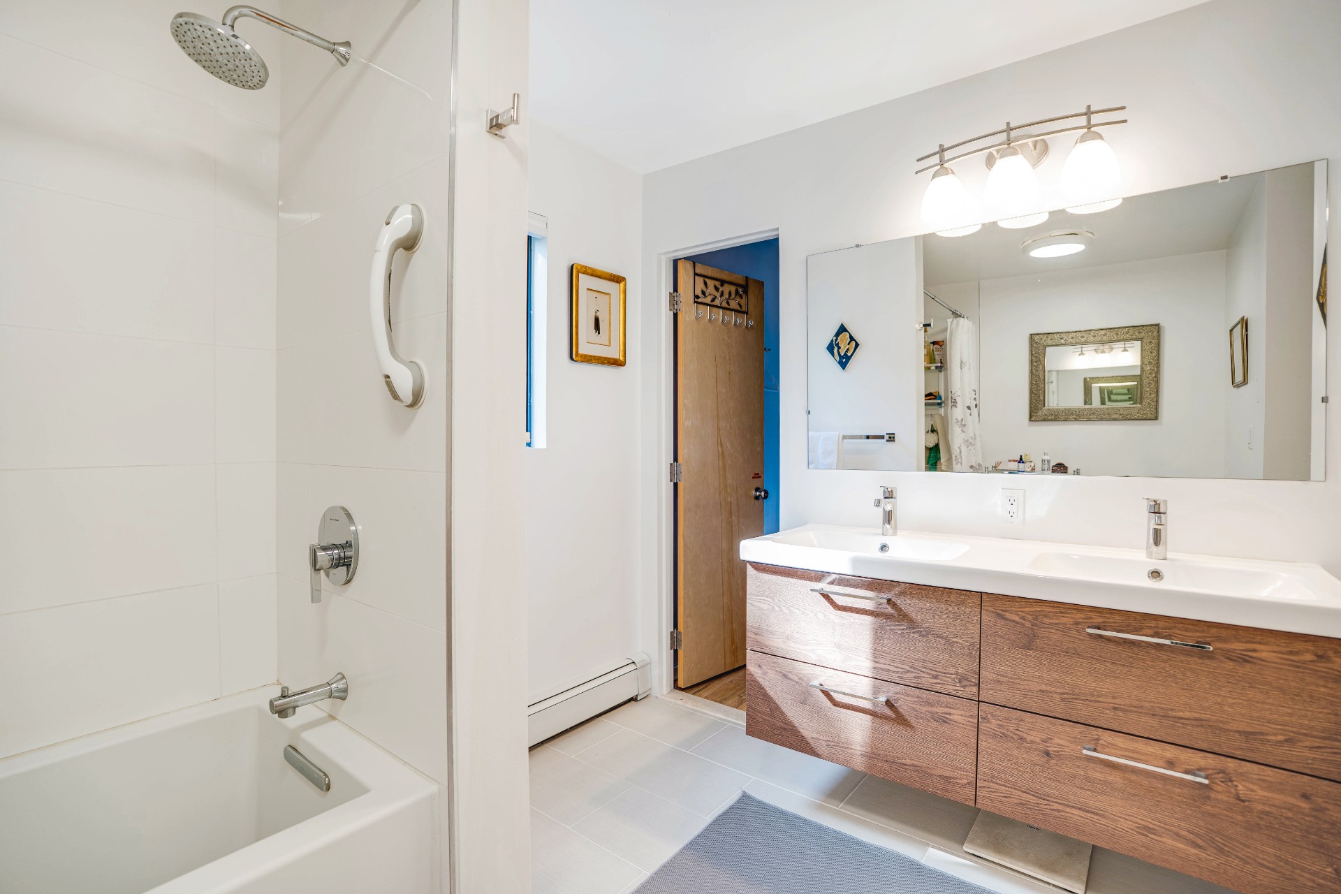 #28 photo, 187 Middle Highway, サフォーク郡 East Hampton , NY 11937