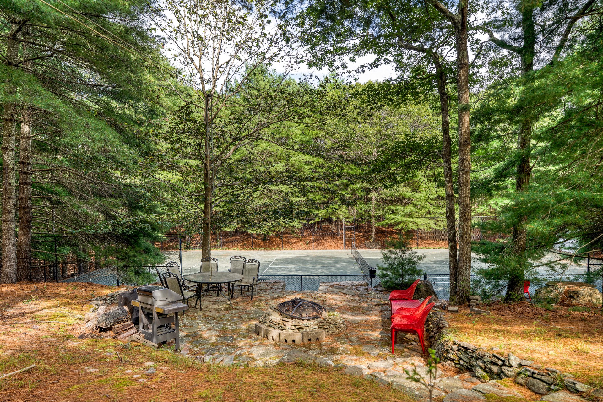 #3 photo, 187 Middle Highway, サフォーク郡 East Hampton , NY 11937