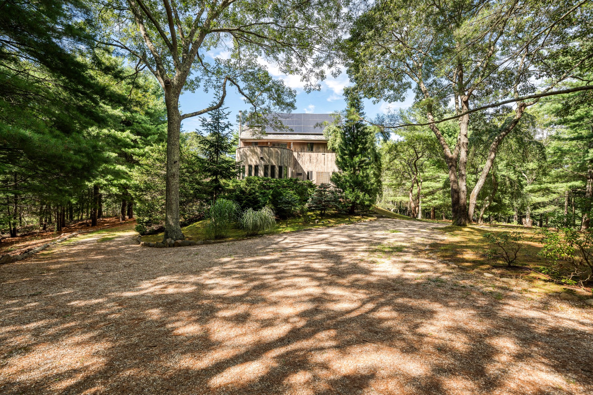 #31 photo, 187 Middle Highway, サフォーク郡 East Hampton , NY 11937