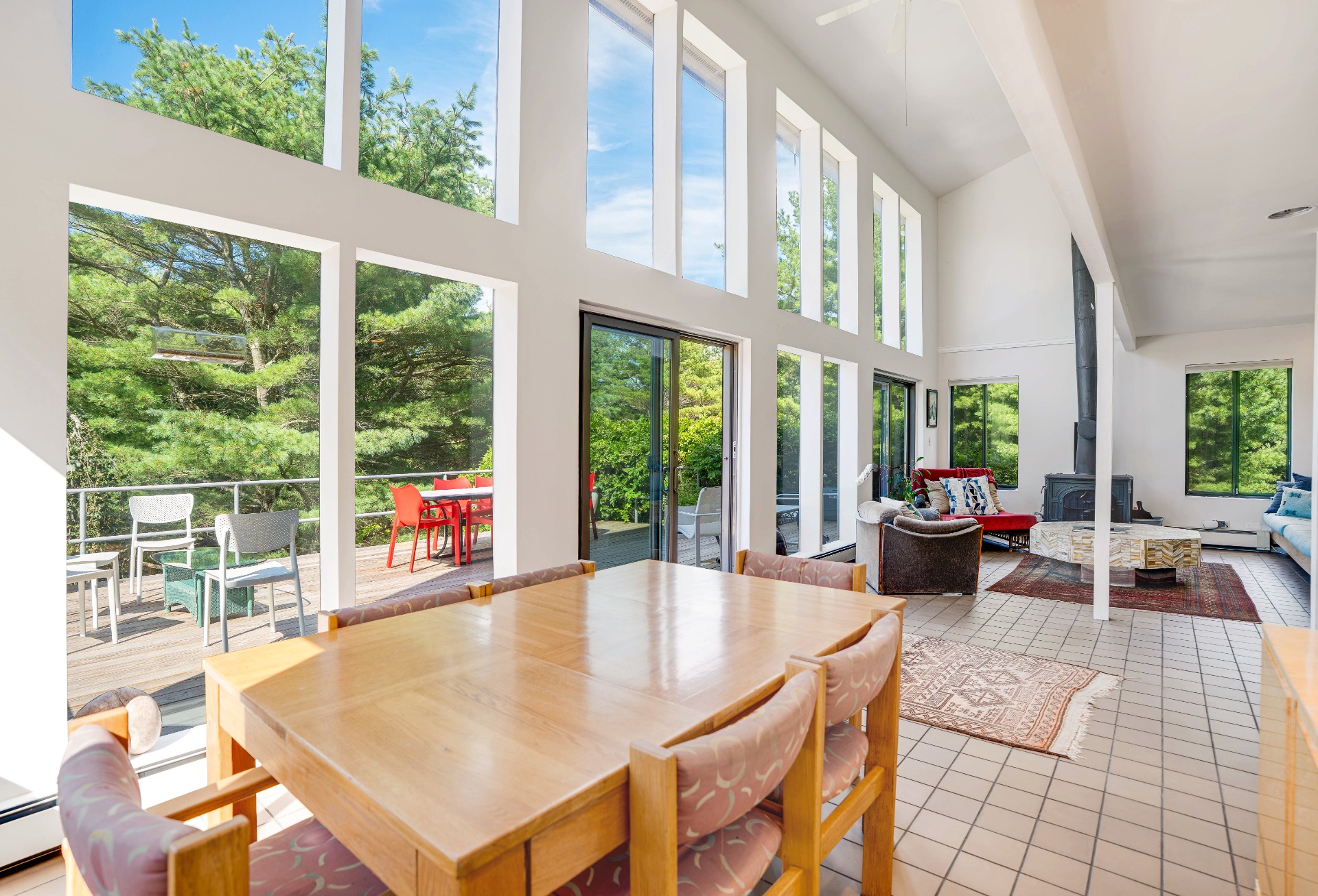 #9 photo, 187 Middle Highway, サフォーク郡 East Hampton , NY 11937