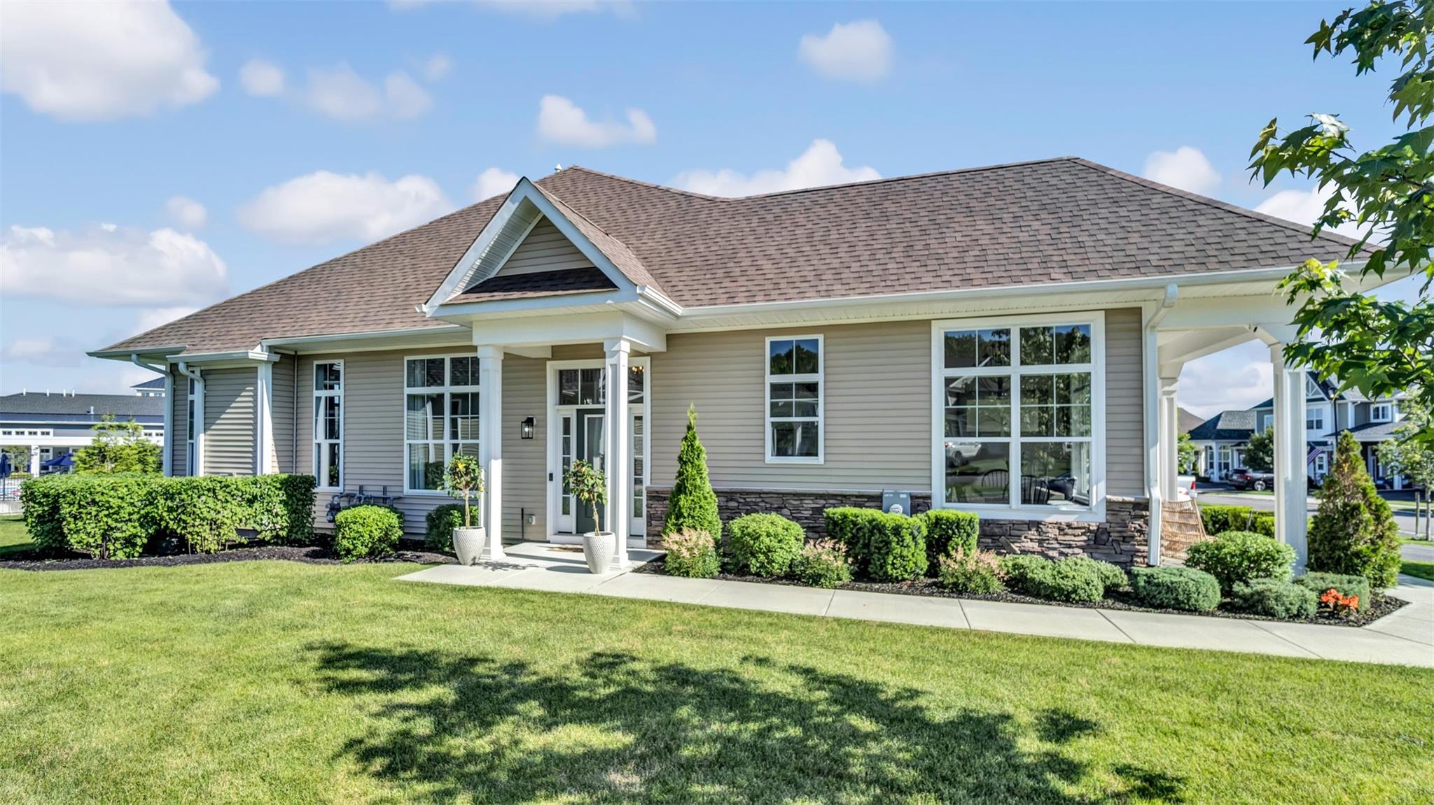 #2 photo, 227 Belmont Circle, Yaphank , NY 11980