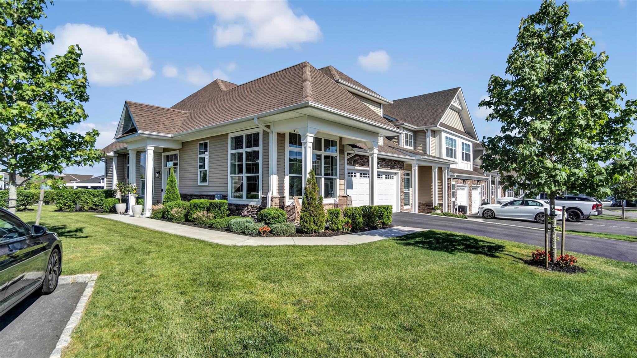 #3 photo, 227 Belmont Circle, Yaphank , NY 11980