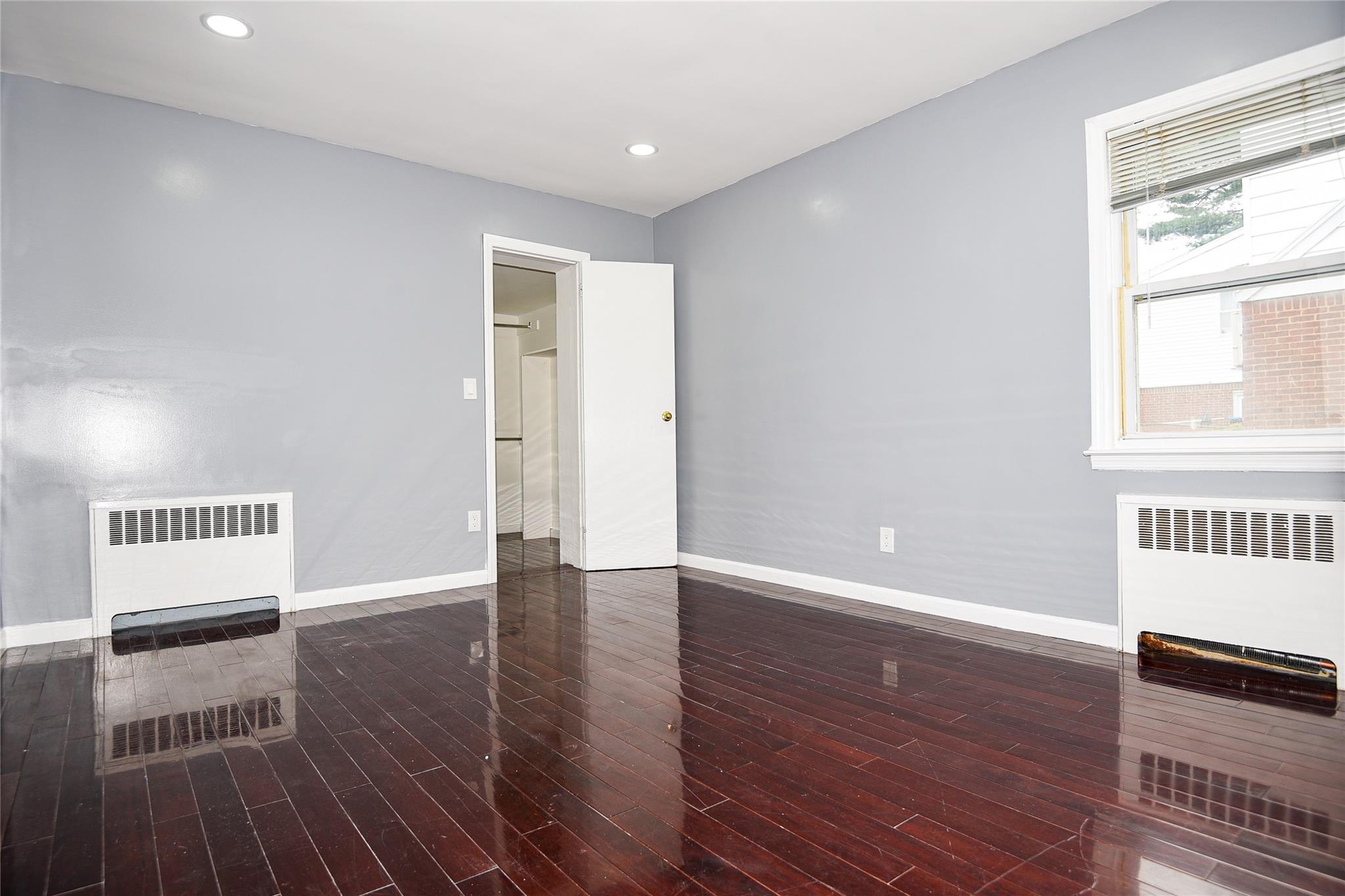 #12 photo, 1305 Belmont Avenue, New Hyde Park , NY 11040