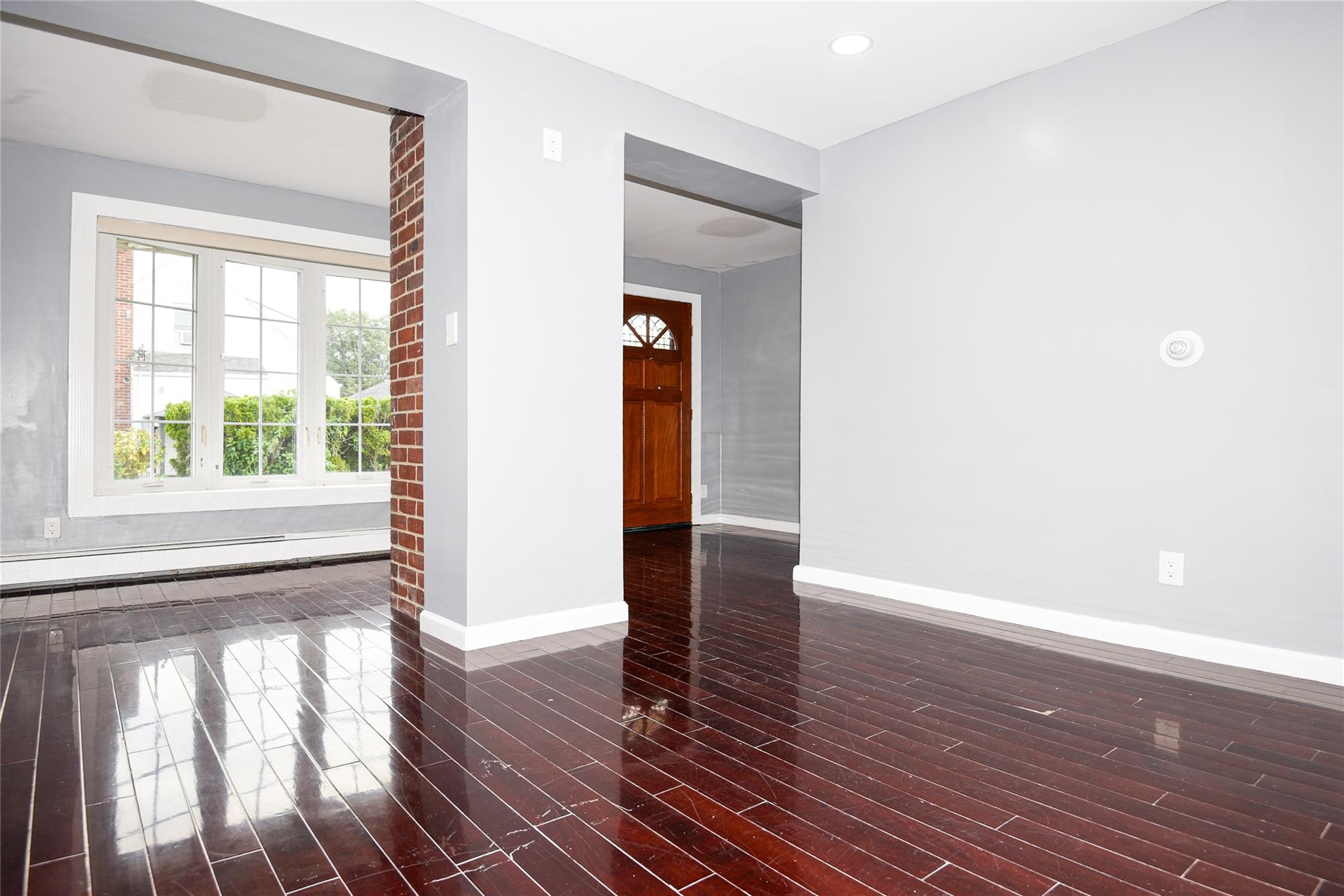 #17 photo, 1305 Belmont Avenue, New Hyde Park , NY 11040