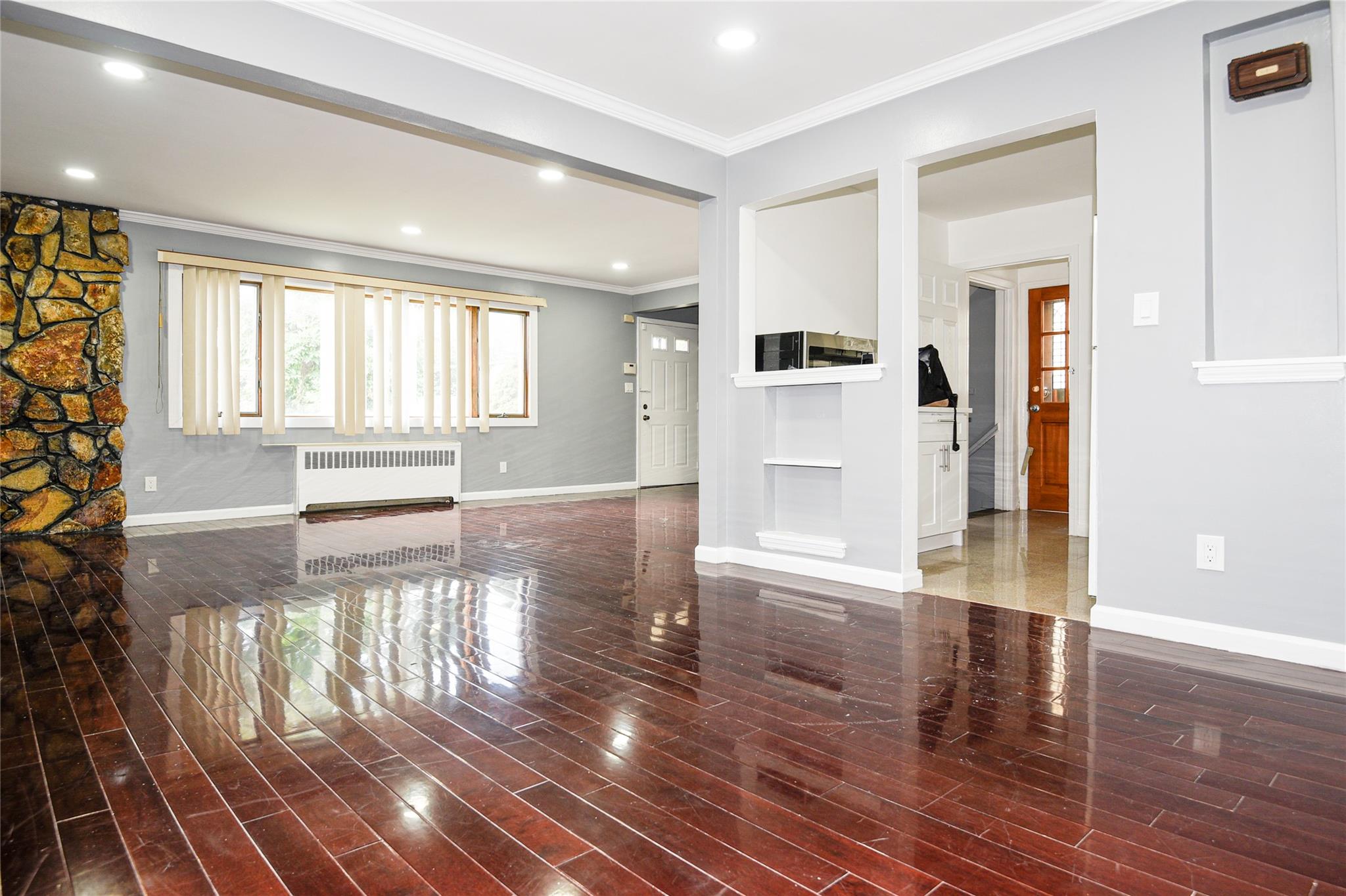 #6 photo, 1305 Belmont Avenue, New Hyde Park , NY 11040