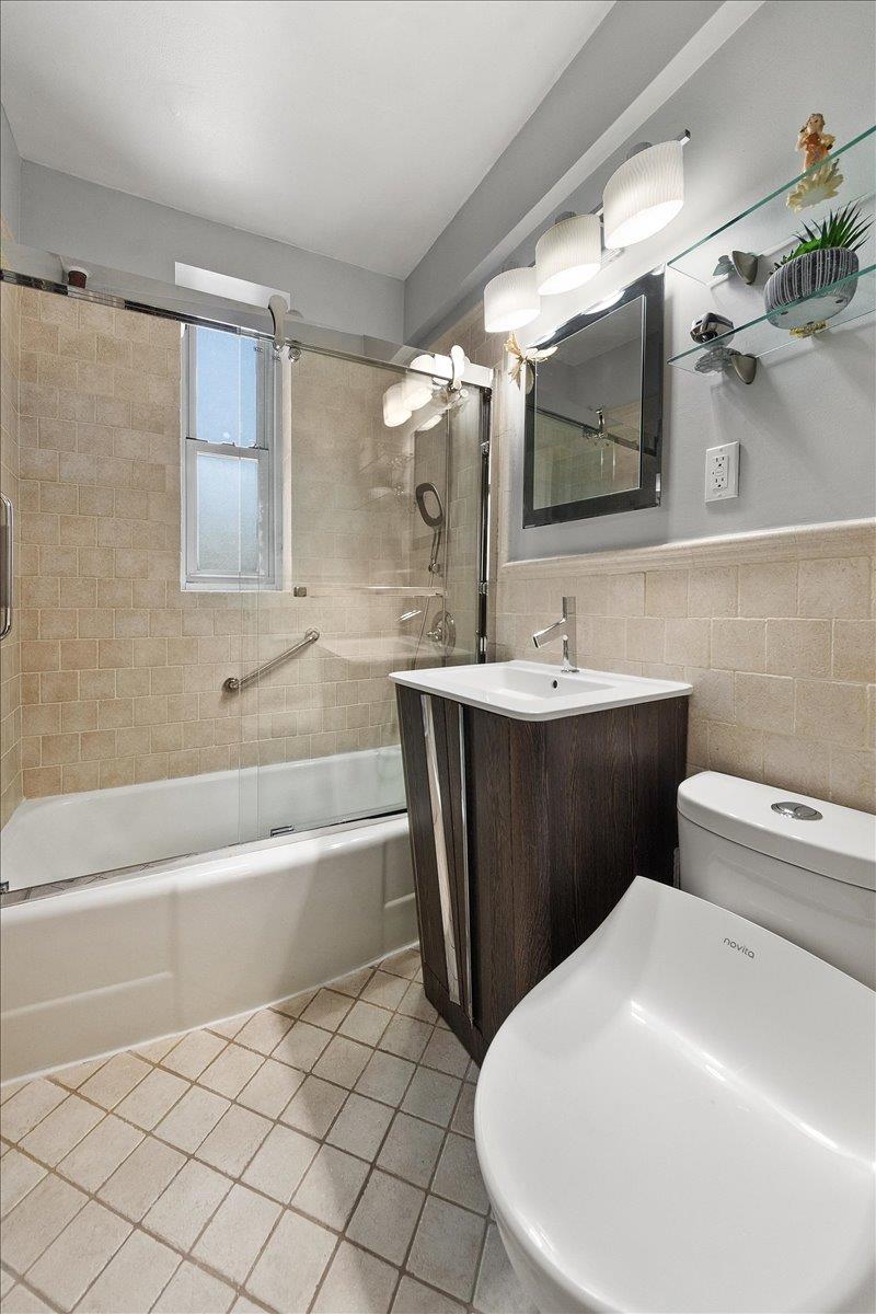 #14 photo, 804 Bronx River, 布朗士 Bronxville , NY 10708