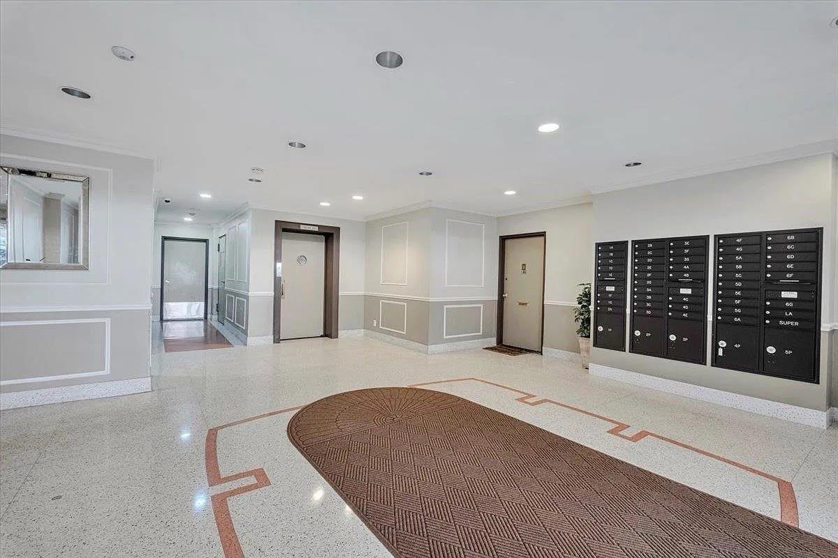 #2 photo, 804 Bronx River, 布朗士 Bronxville , NY 10708