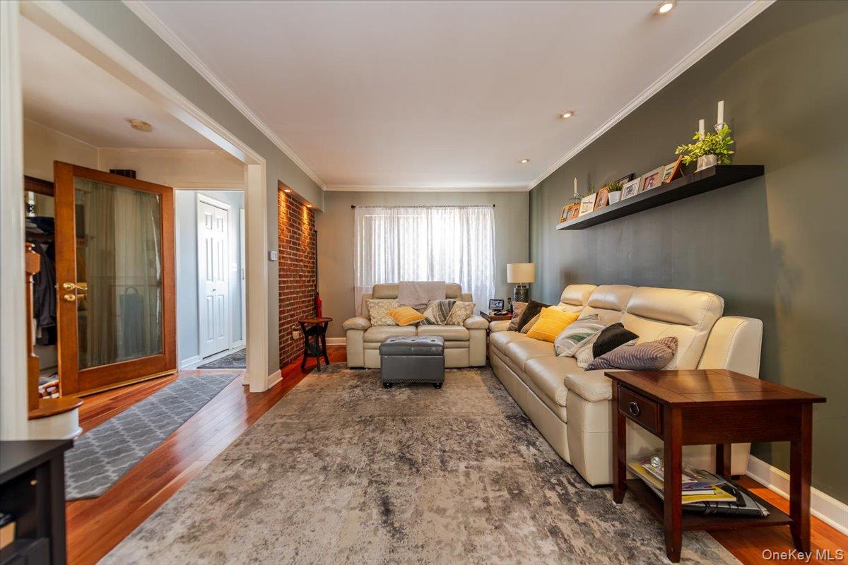 #2 photo, 903 Vincent Avenue, Bronx , NY 10465