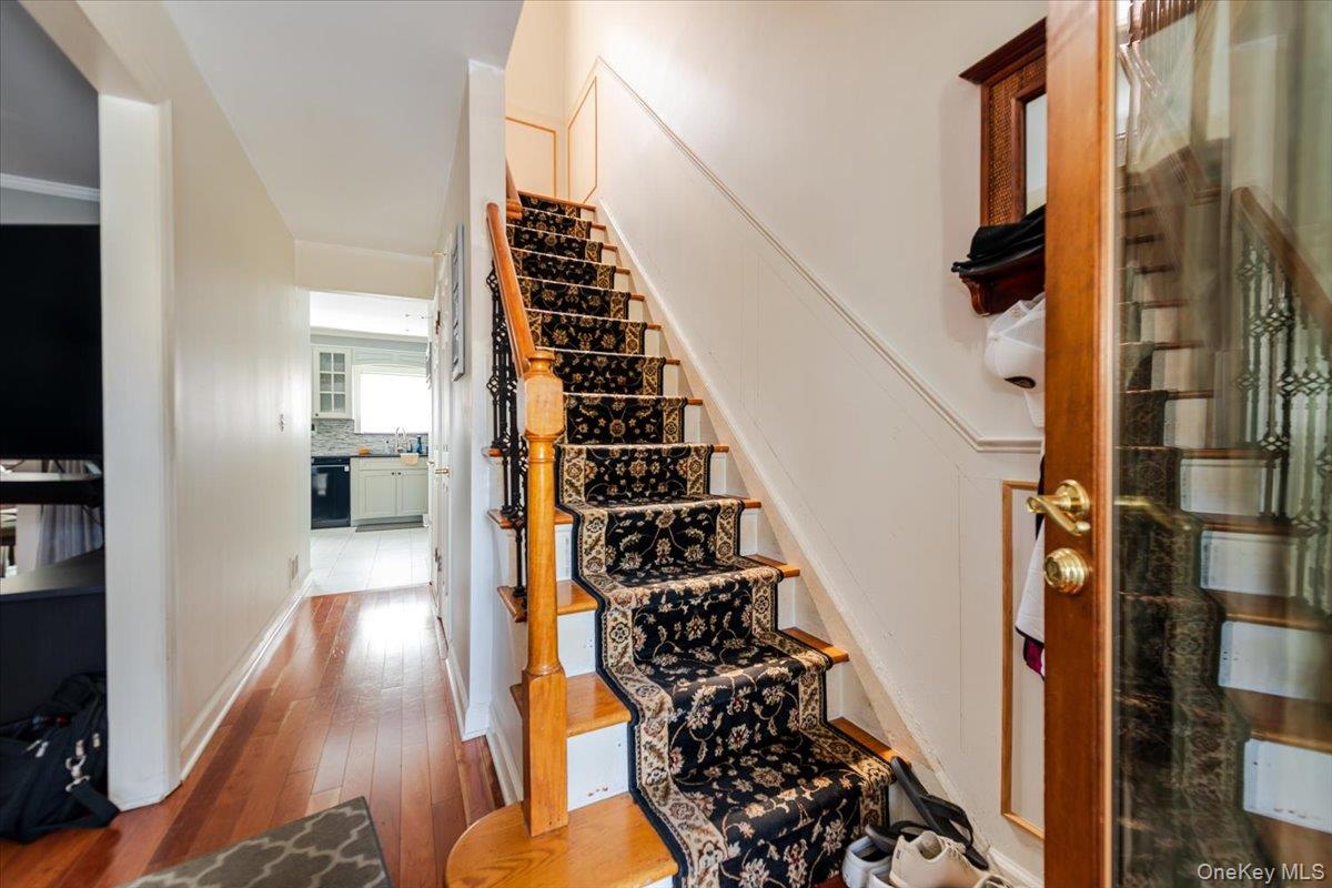 #7 photo, 903 Vincent Avenue, Bronx , NY 10465