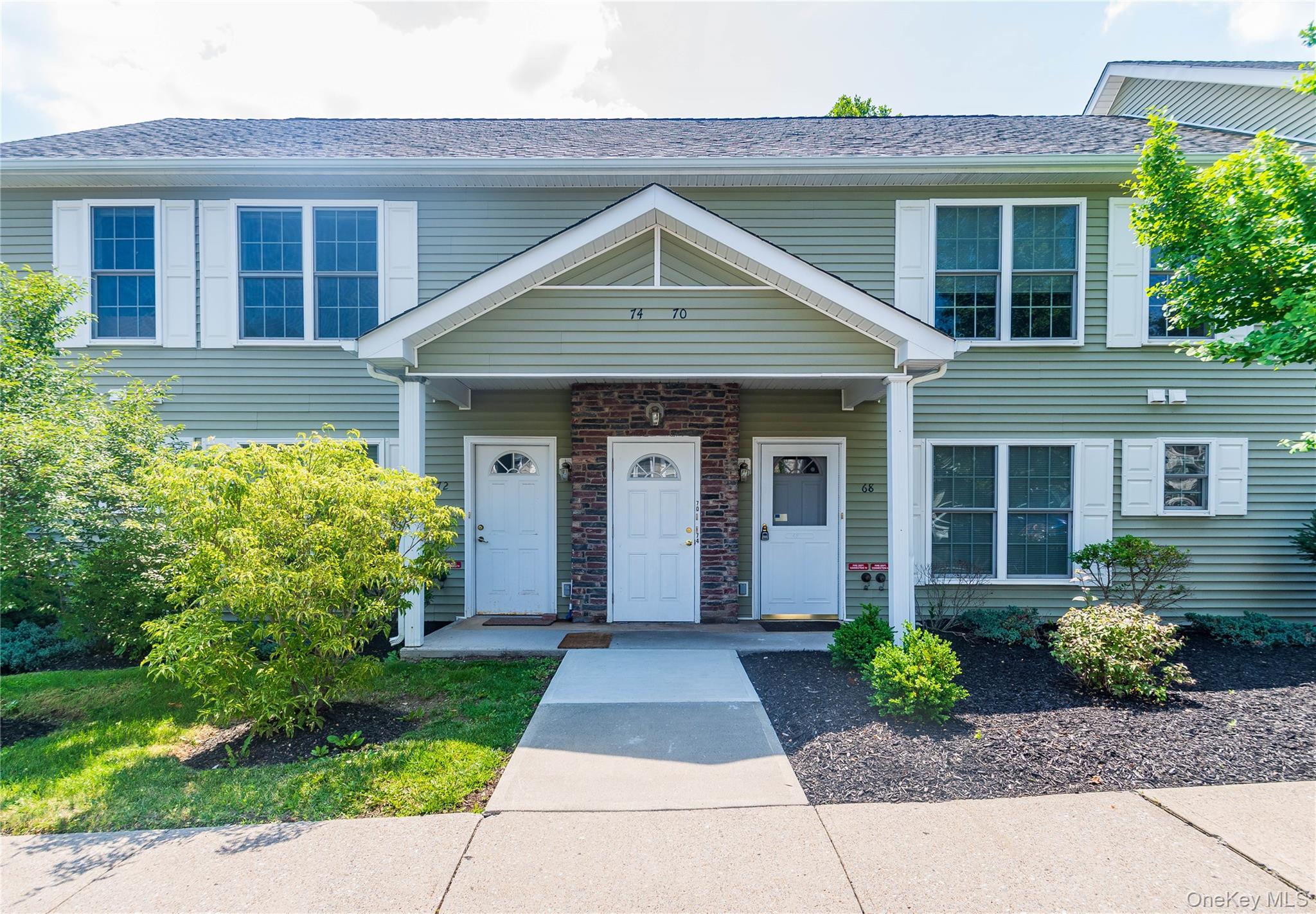 #1 photo, 74 Aveonis Court, Fishkill , NY 12524