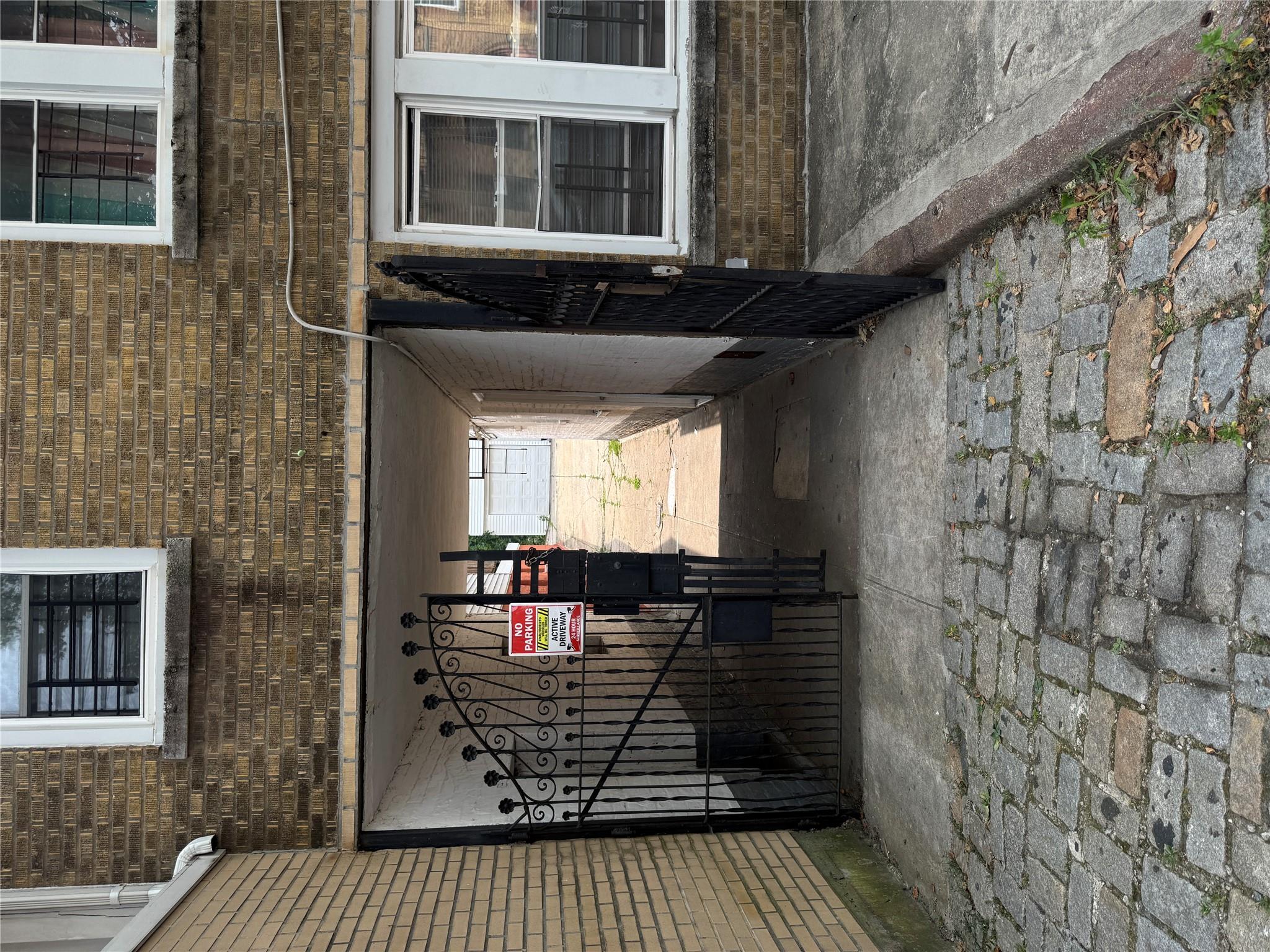 #3 photo, 3015 Paulding Avenue, Bronx , NY 10469