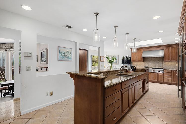 #17 photo, 7 Alpine Drive, Armonk , NY 10504