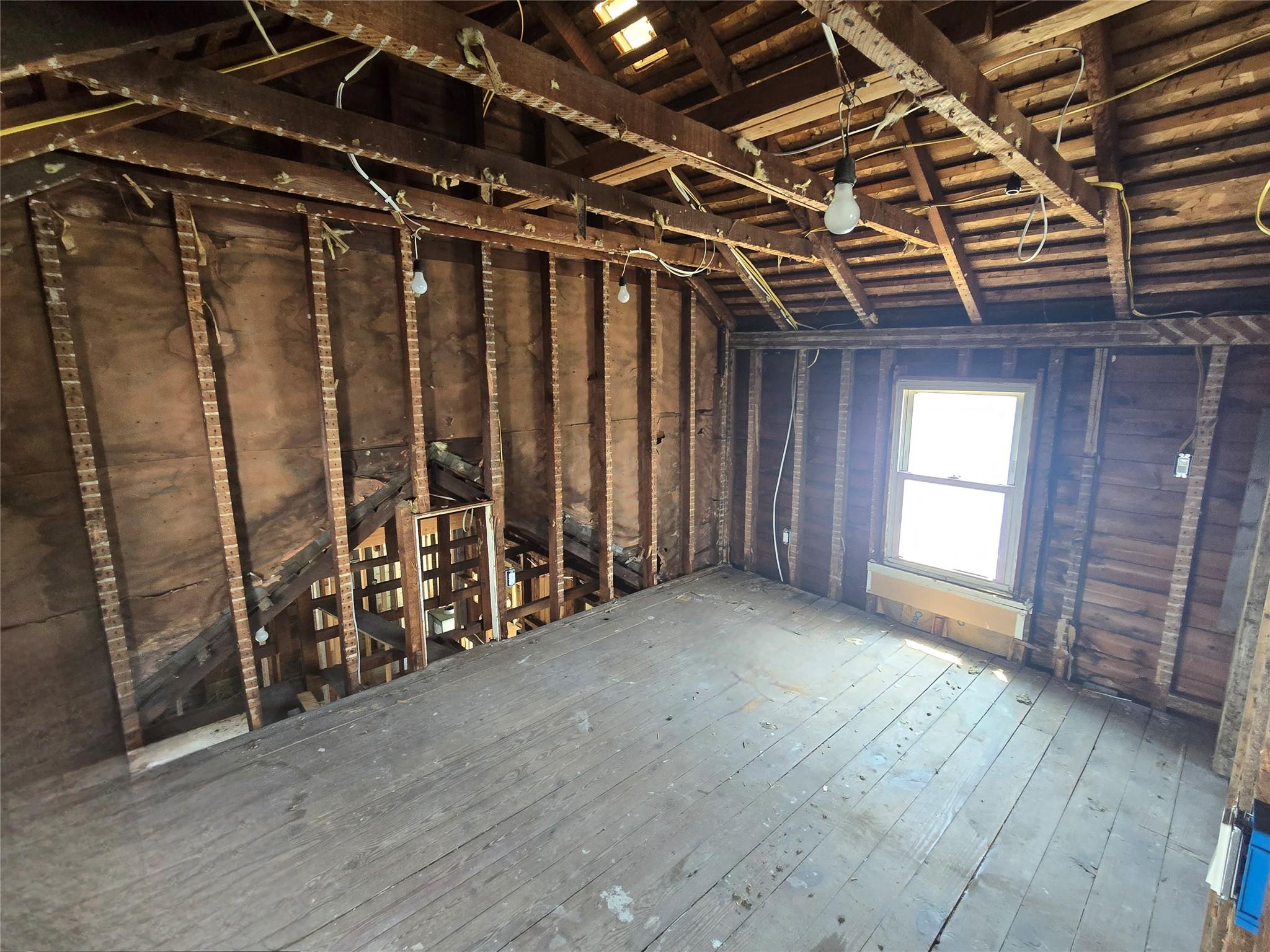 #11 photo, 31 Union Ave, Patchogue , NY 11772