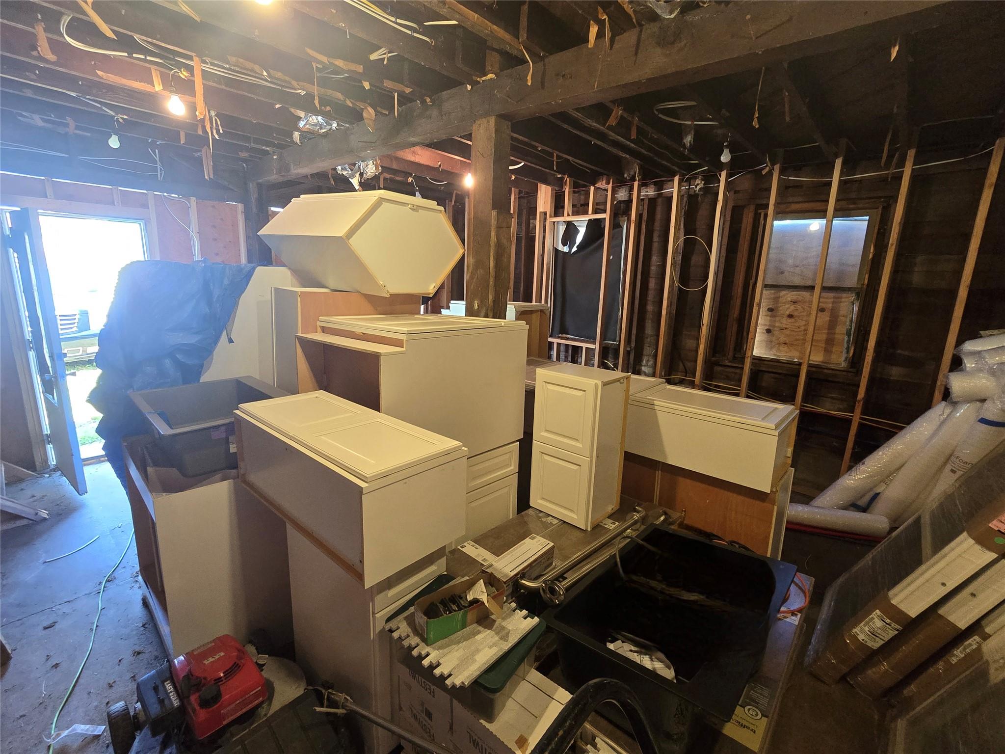 #13 photo, 31 Union Ave, Patchogue , NY 11772