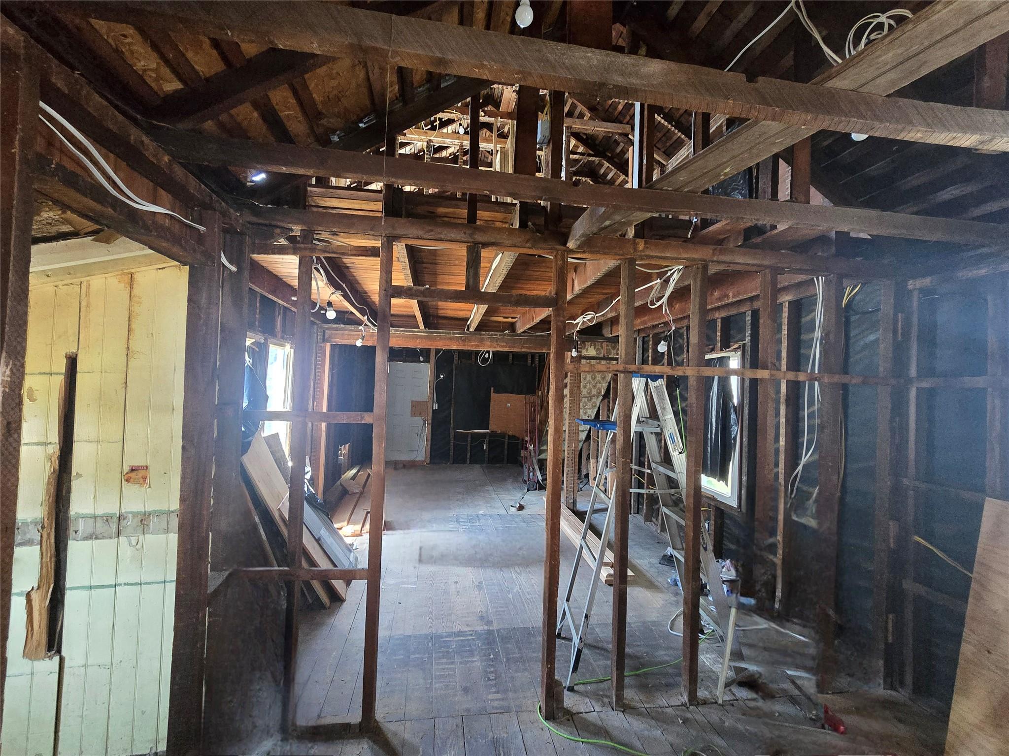 #5 photo, 31 Union Ave, Patchogue , NY 11772