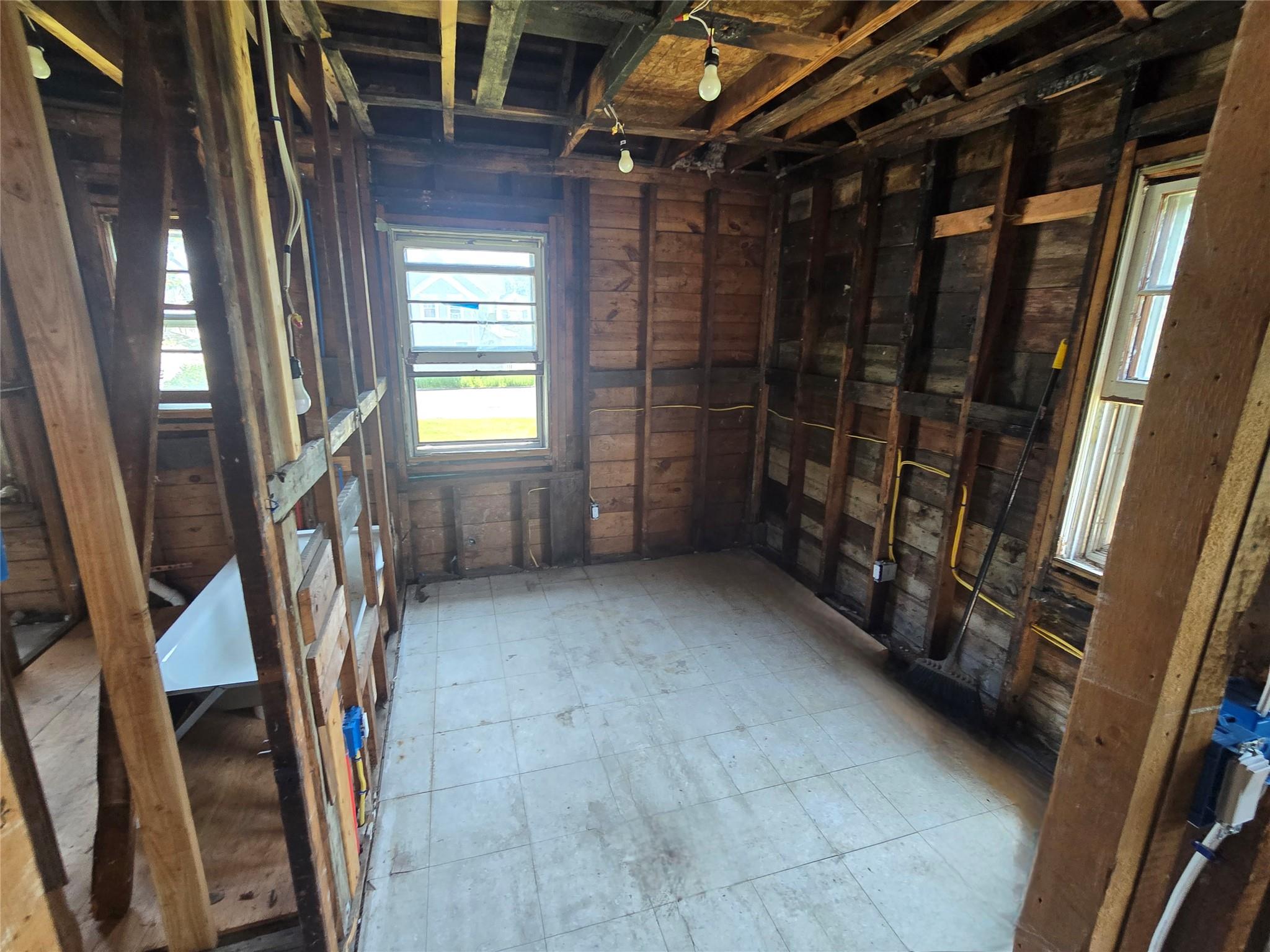 #9 photo, 31 Union Ave, Patchogue , NY 11772