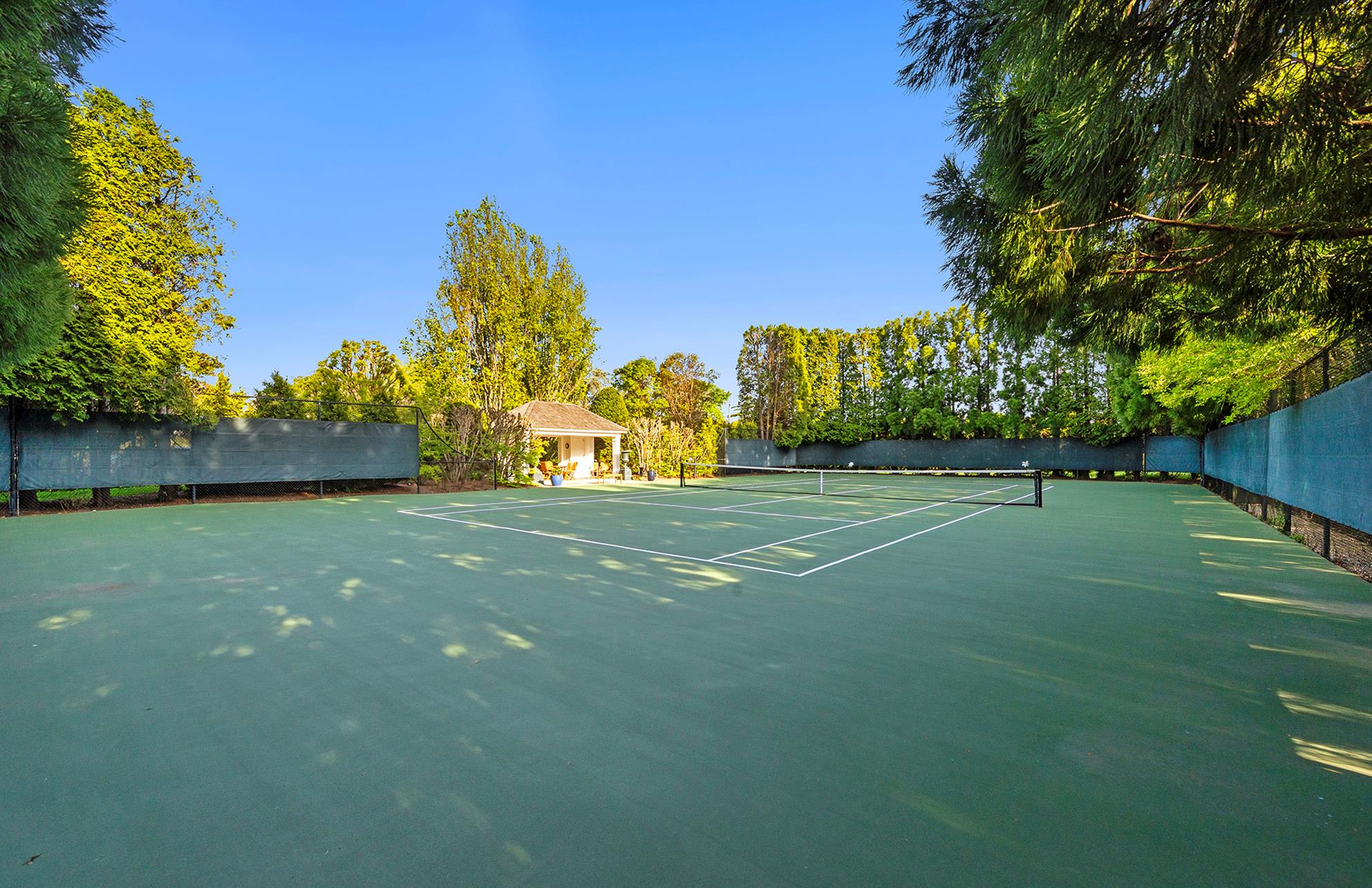 #8 photo, 14 Fordune Drive, サフォーク郡 Southampton , NY 11968