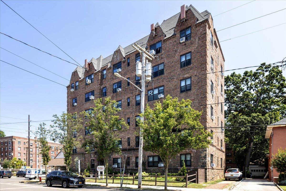 #2 photo, 141 Wyckoff Place, ナッソー郡 Woodmere , NY 11598