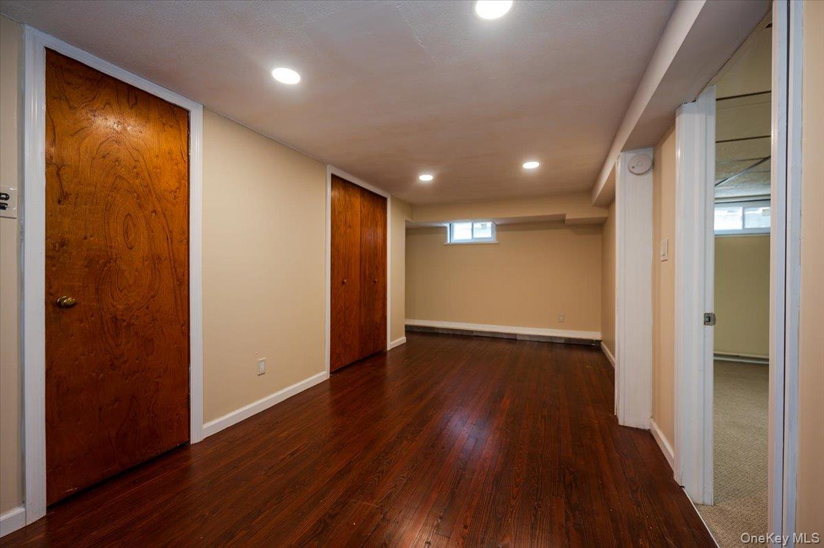 #14 photo, 715 Iris Street, ナッソー郡 Franklin Square , NY 11010