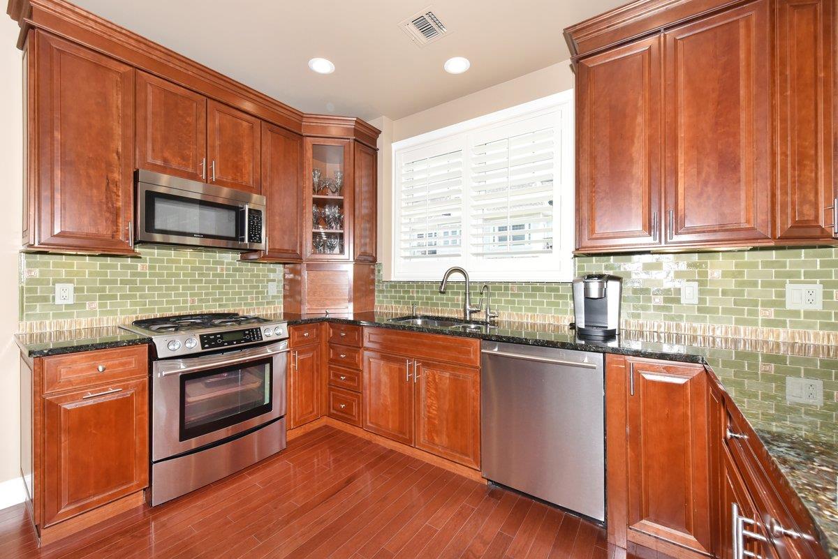 #13 photo, 415 Pacing Way, 長島 西布雷 Westbury , NY 11590