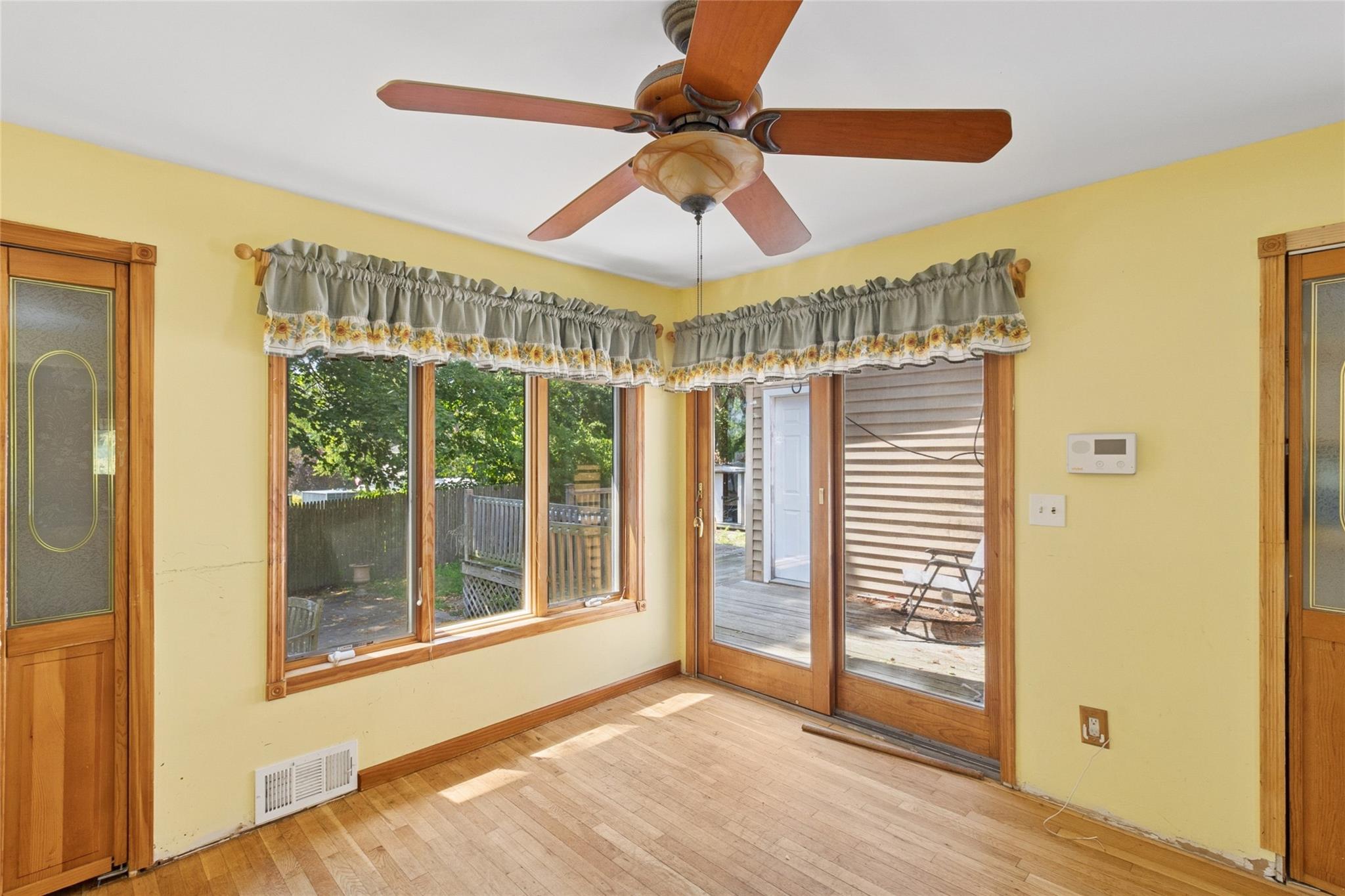 #8 photo, 8 Cleary Road, 東長島 Ronkonkoma , NY 11779