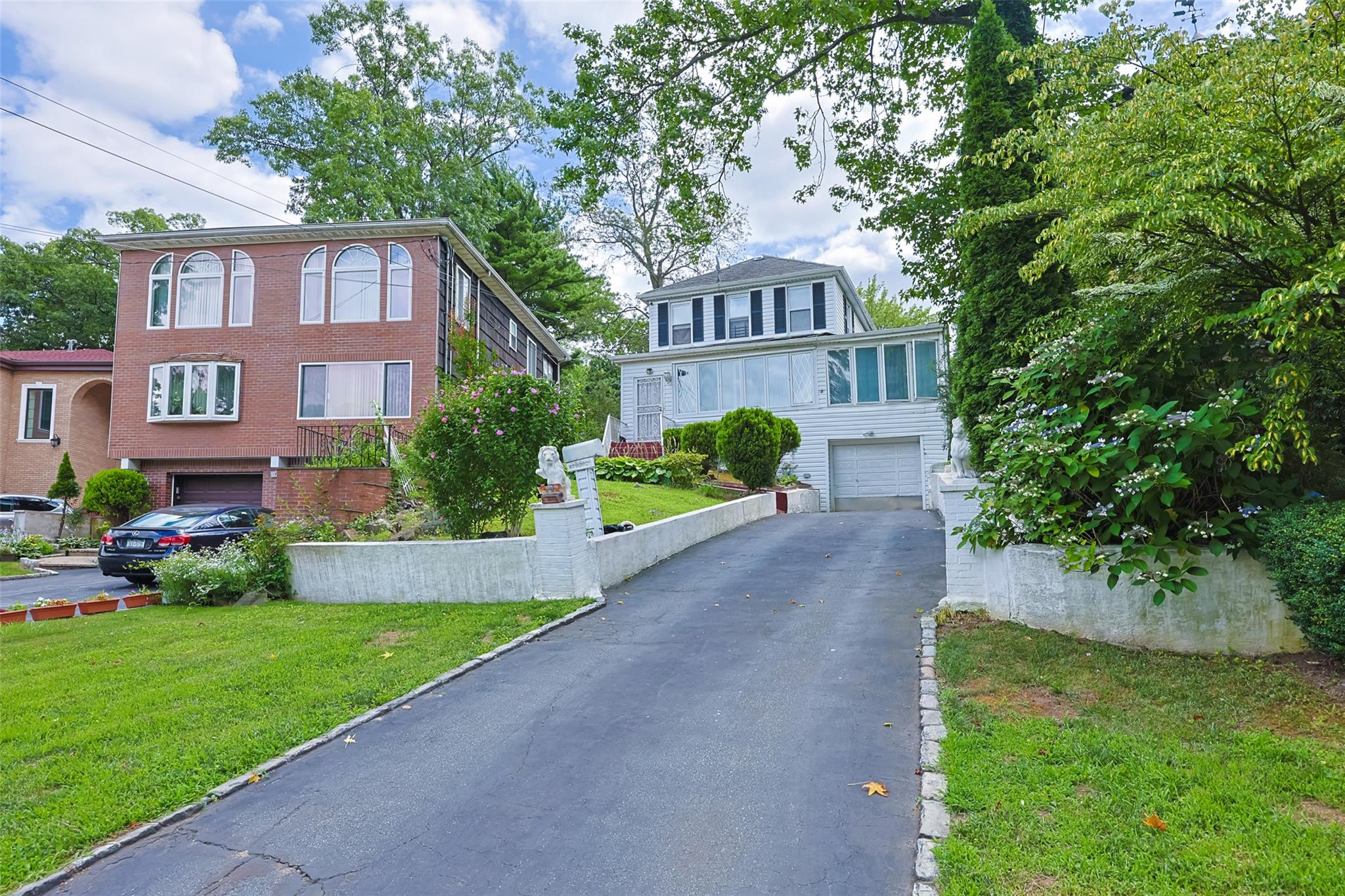 #1 photo, 19512 McLaughlin Avenue, クイーンズ区 Holliswood , NY 11423