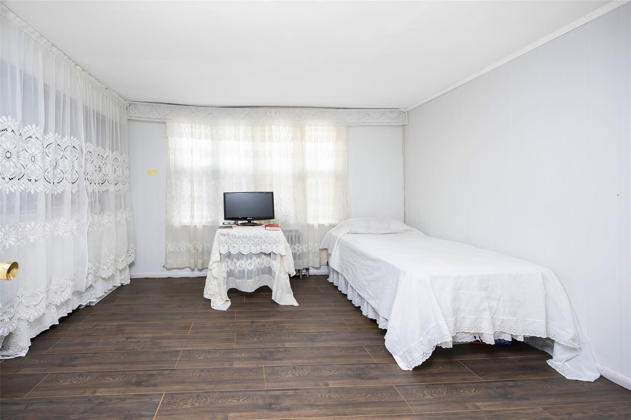 #18 photo, 19512 McLaughlin Avenue, クイーンズ区 Holliswood , NY 11423