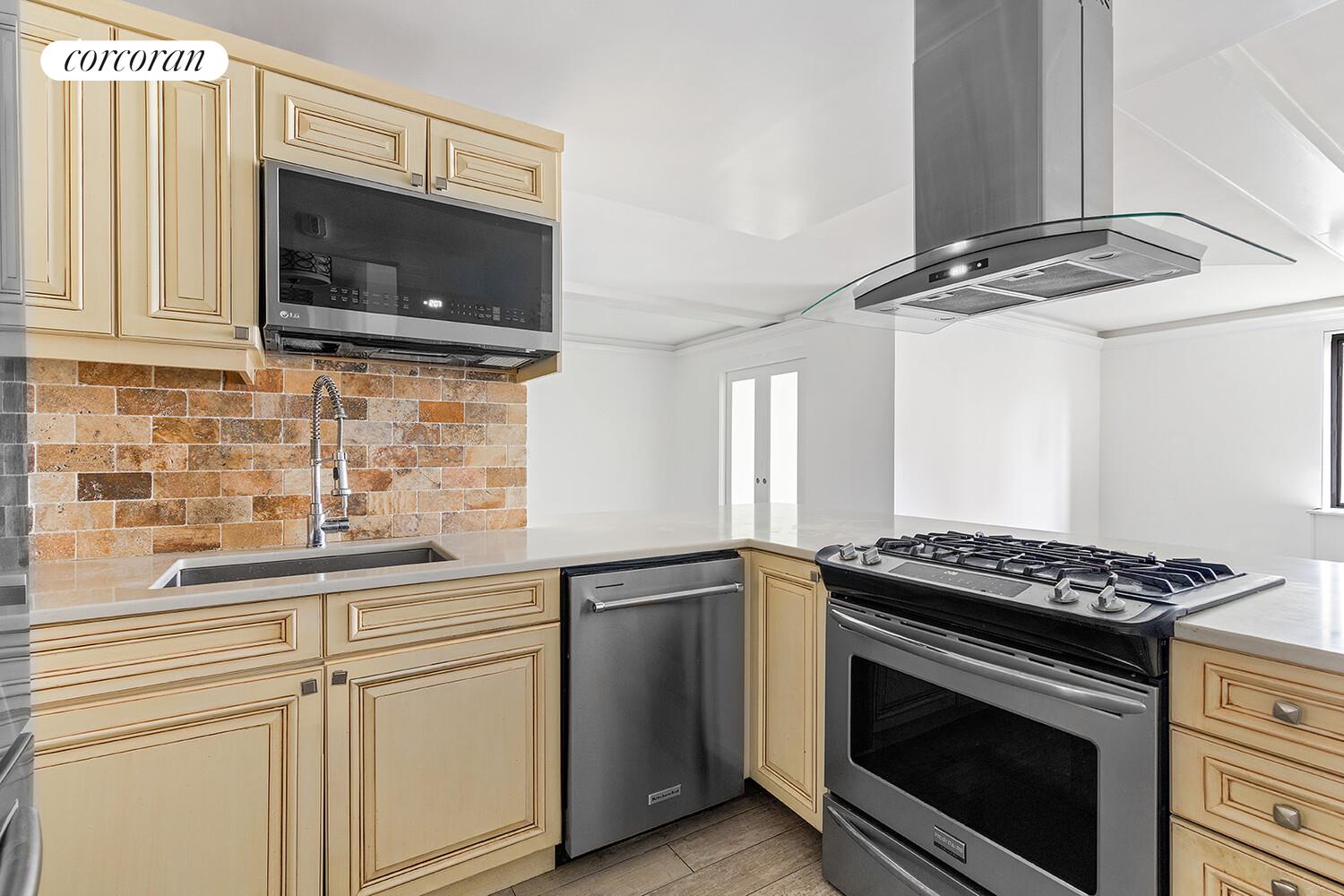 #4 photo, 300 RECTOR Place, マンハッタン Battery Park City , NY 10280