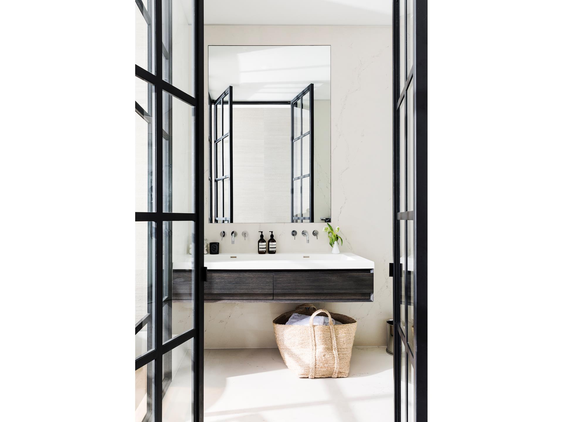 #15 photo, 722 BROADWAY, NoHo , NY 10003