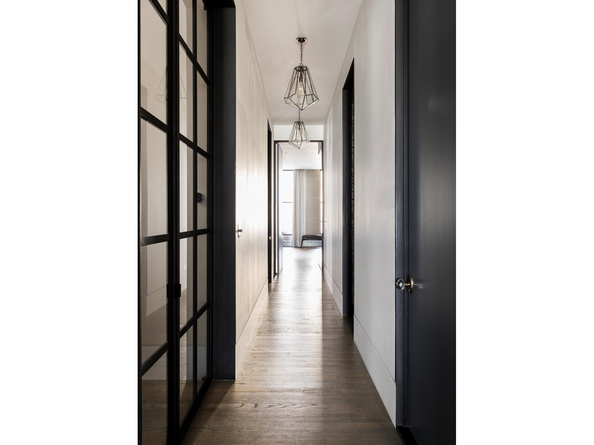 #17 photo, 722 BROADWAY, NoHo , NY 10003