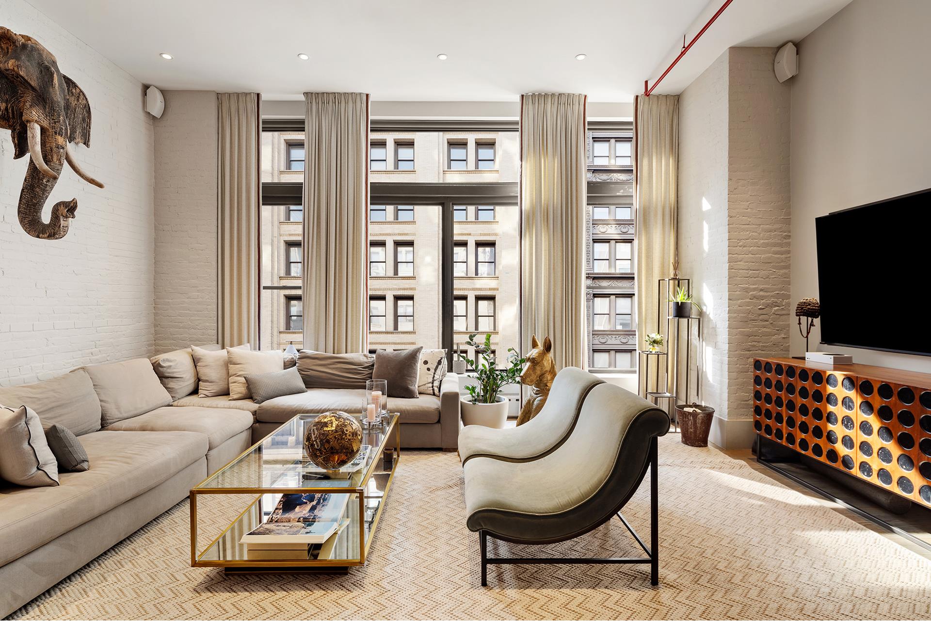 #3 photo, 722 BROADWAY, NoHo , NY 10003