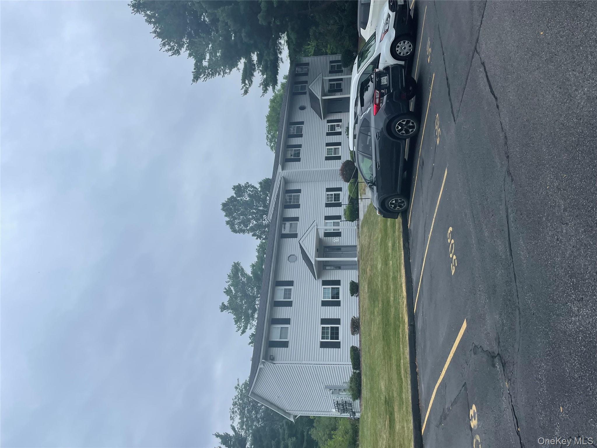 #1 photo, 8 Ivy Court, 紐約州 Fishkill , NY 12524