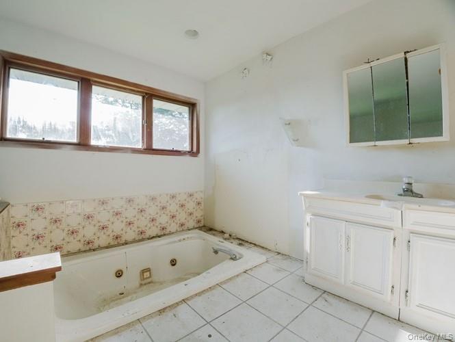 #14 photo, 10 Diviesti Drive, 紐約州 Marlboro , NY 12542