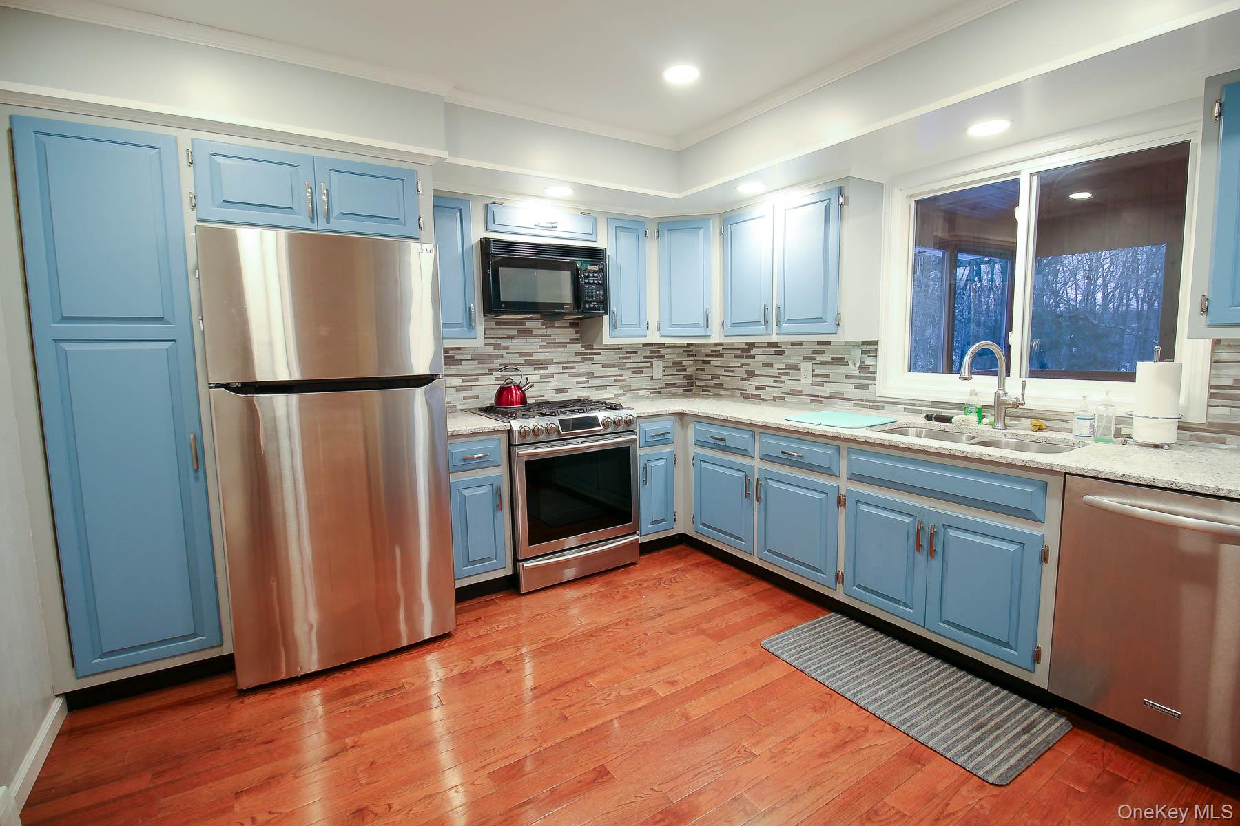 #18 photo, 176 Gardnerville Road, New Hampton , NY 10958