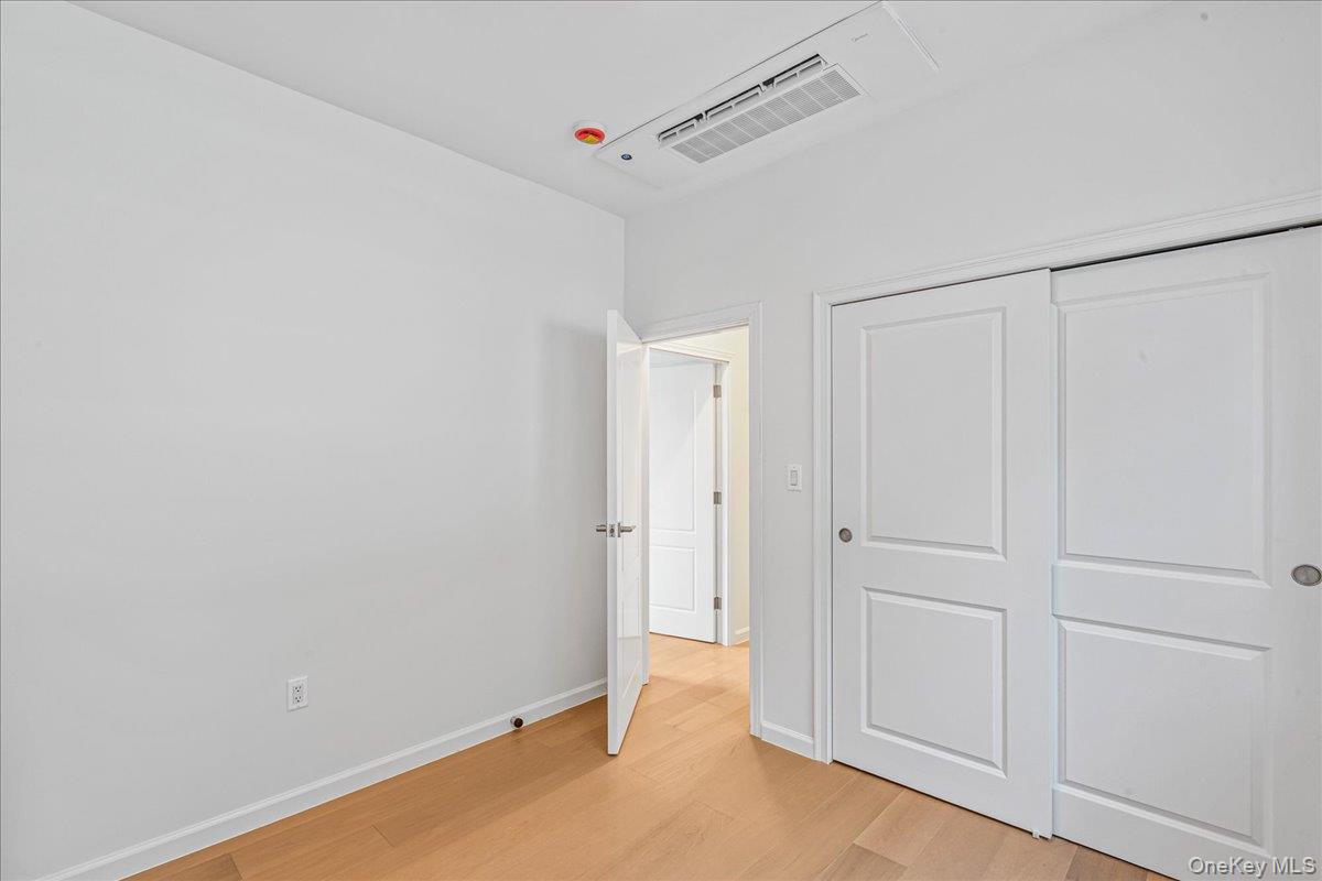 #13 photo, 150-21 Hawtree Street, クイーンズ区 Ozone Park , NY 11417