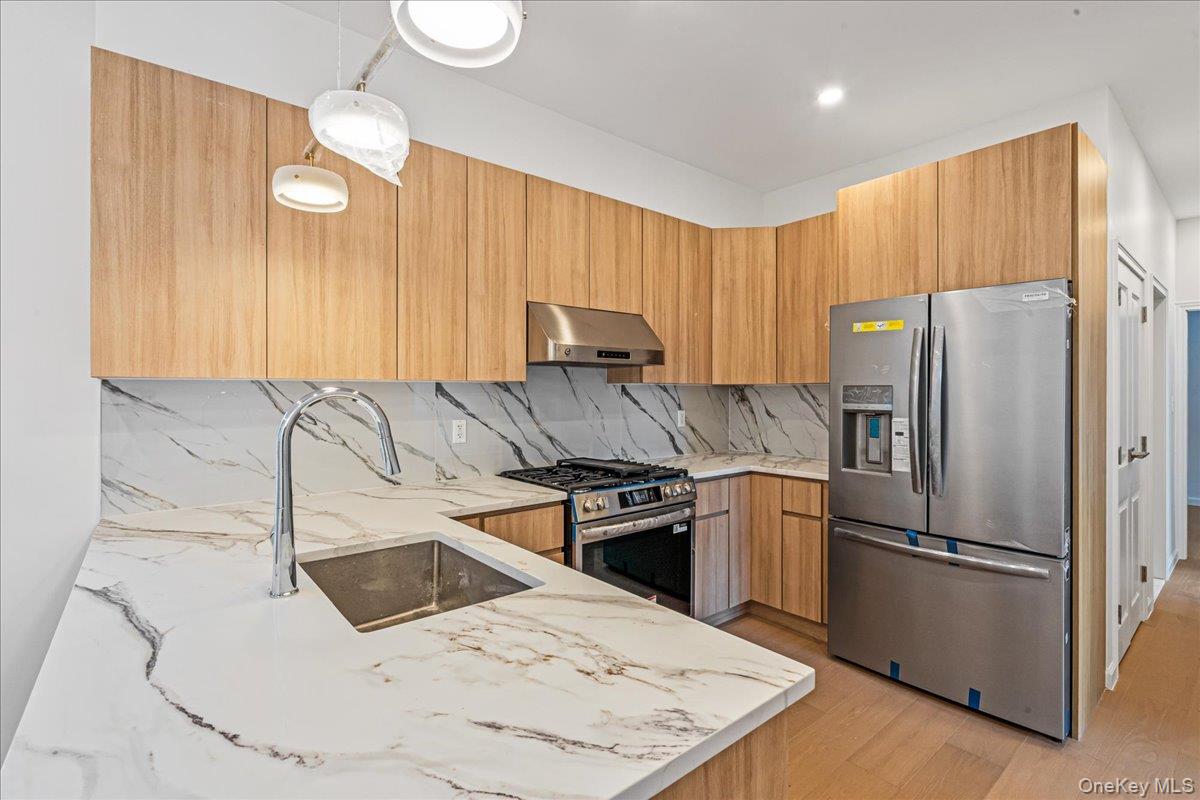 #6 photo, 150-21 Hawtree Street, クイーンズ区 Ozone Park , NY 11417